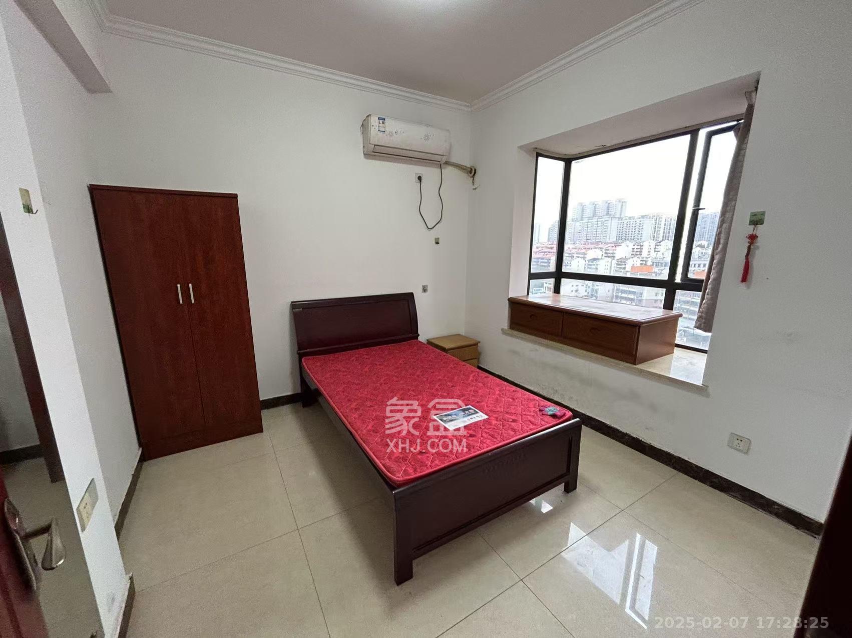 兴威帕克水岸 2室2厅1卫 2100.0元/月 兴威帕克水岸 2室2厅1卫 2100.0元/月室内图