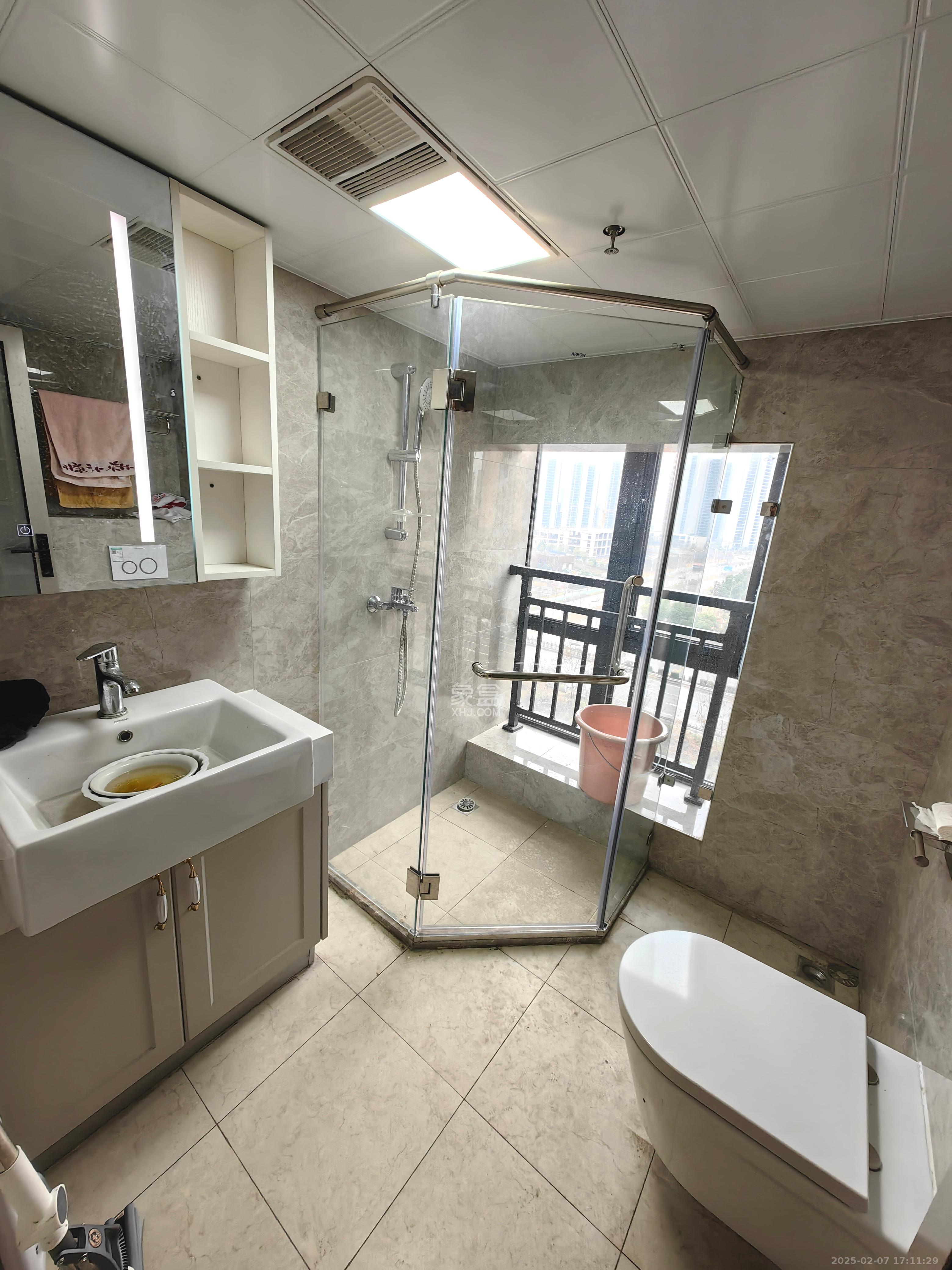 梦想新天地 3室1厅1卫 2500.0元/月 梦想新天地 3室1厅1卫 2500.0元/月室内图