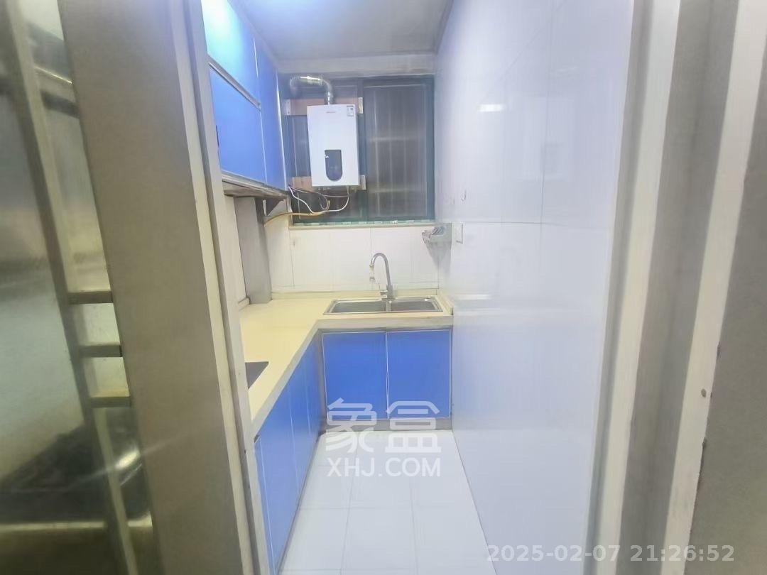 银盘鑫城 1室1厅1卫 1600.0元/月 银盘鑫城 1室1厅1卫 1600.0元/月室内图