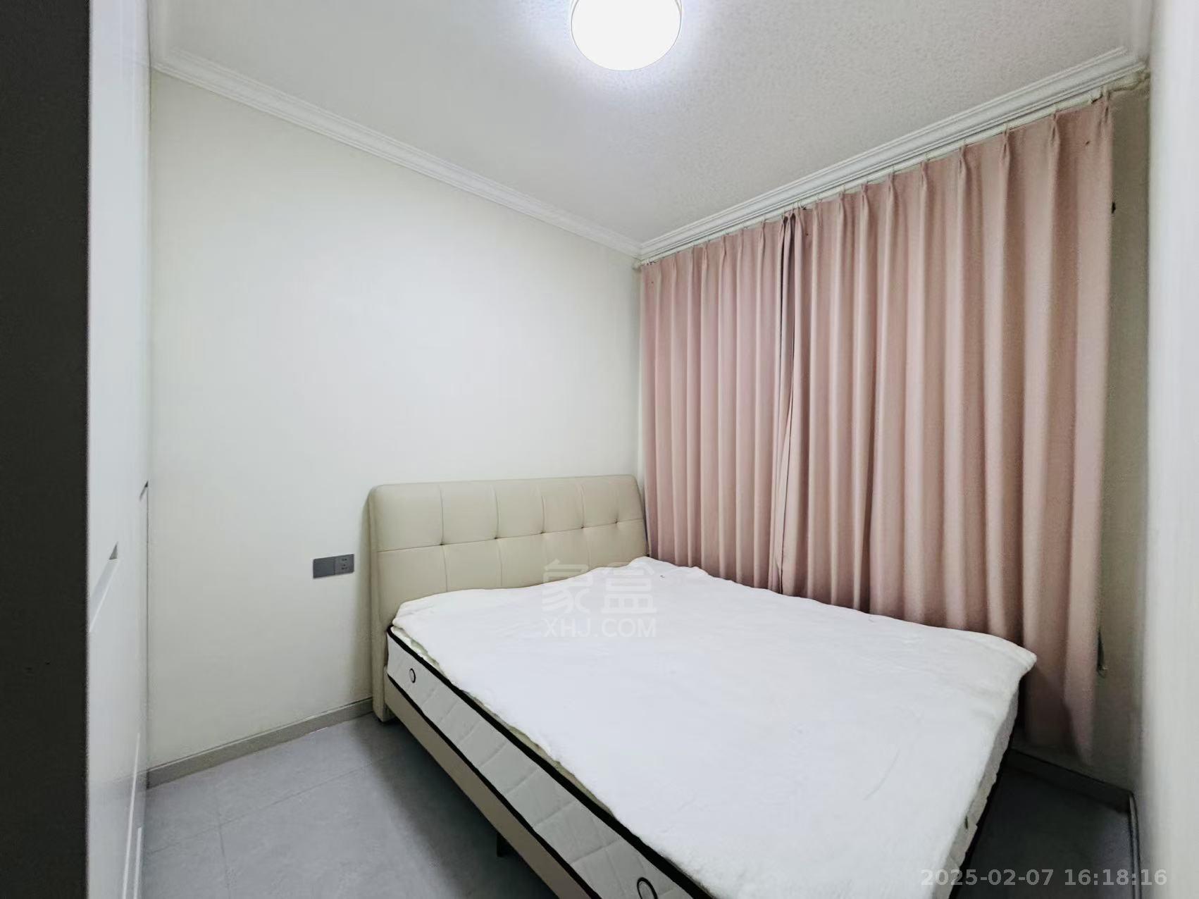 山水洲城华晨第一城 3室2厅2卫 2200.0元/月 山水洲城华晨第一城 3室2厅2卫 2200.0元/月室内图