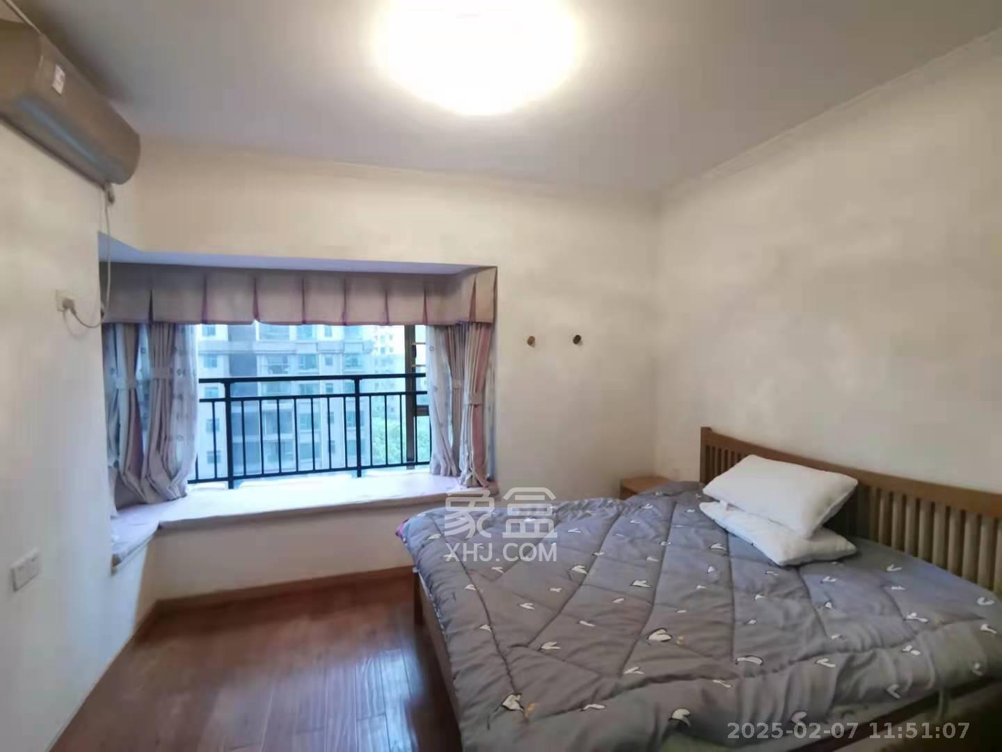 江山帝景哈佛  4室2厅2卫   2800.00元/月室内图