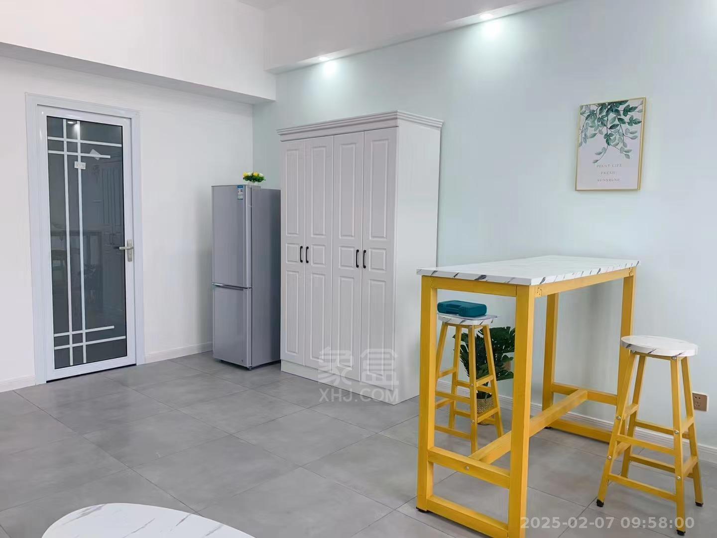 汇金财智天下 1室1厅1卫 1300.0元/月 汇金财智天下 1室1厅1卫 1300.0元/月室内图