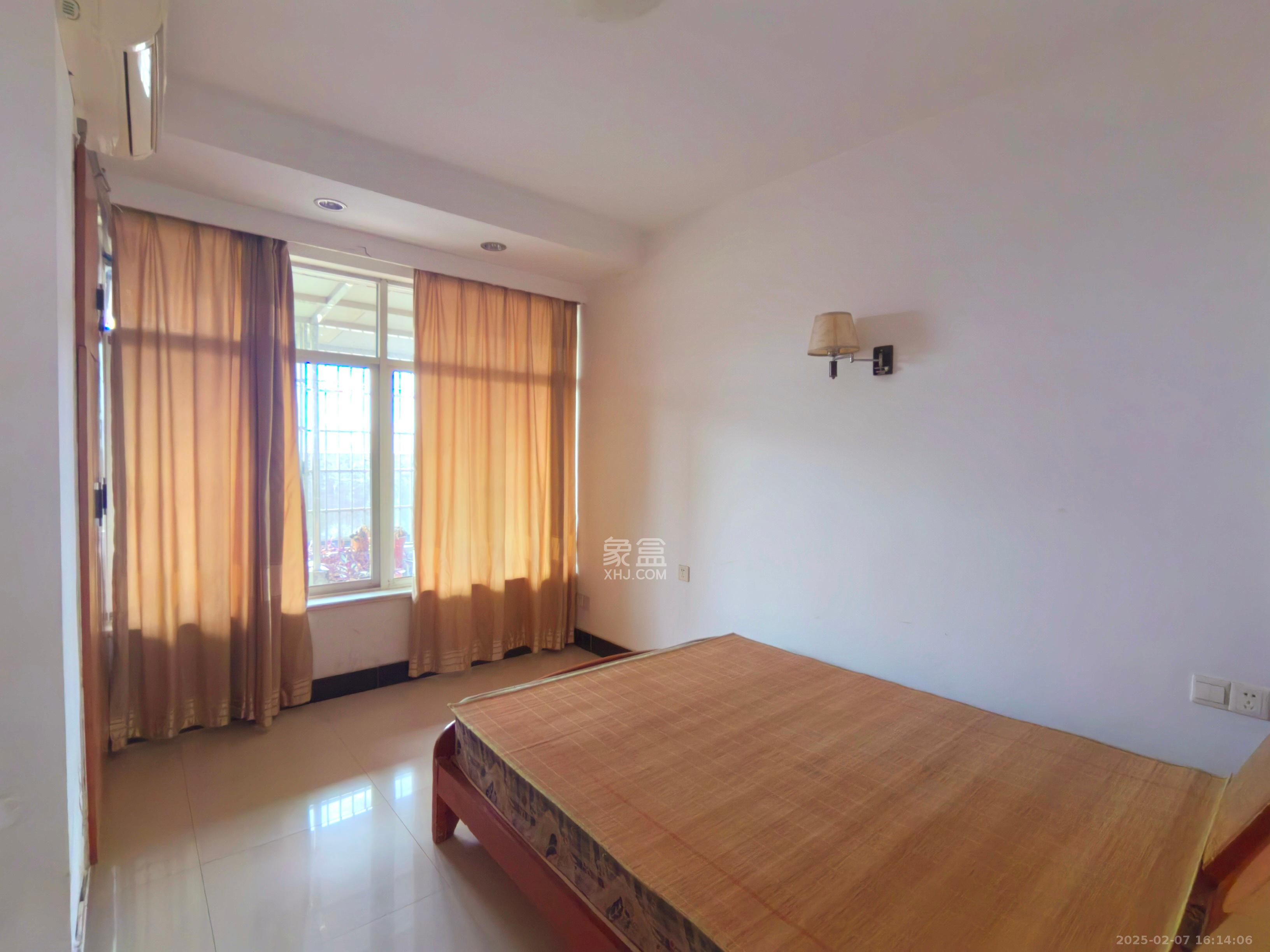 星沙商业步行街 3室2厅1卫 1500.0元/月 星沙商业步行街 3室2厅1卫 1500.0元/月室内图