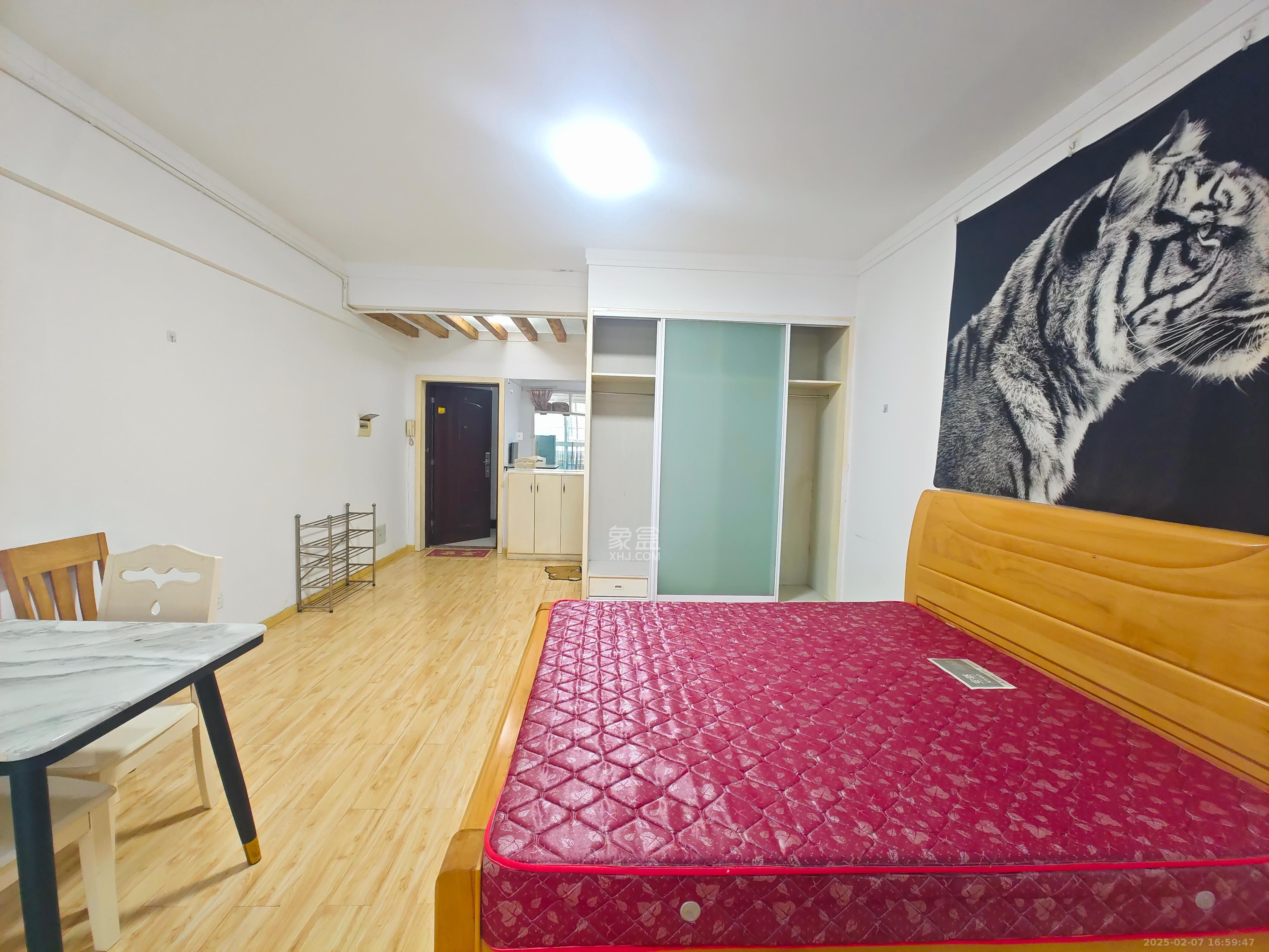开源鑫景  1室1厅1卫   1200.00元/月室内图