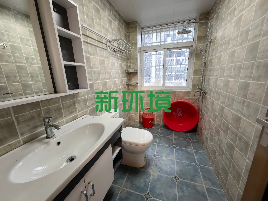 熙城春天  3室2厅2卫   64.50万客厅