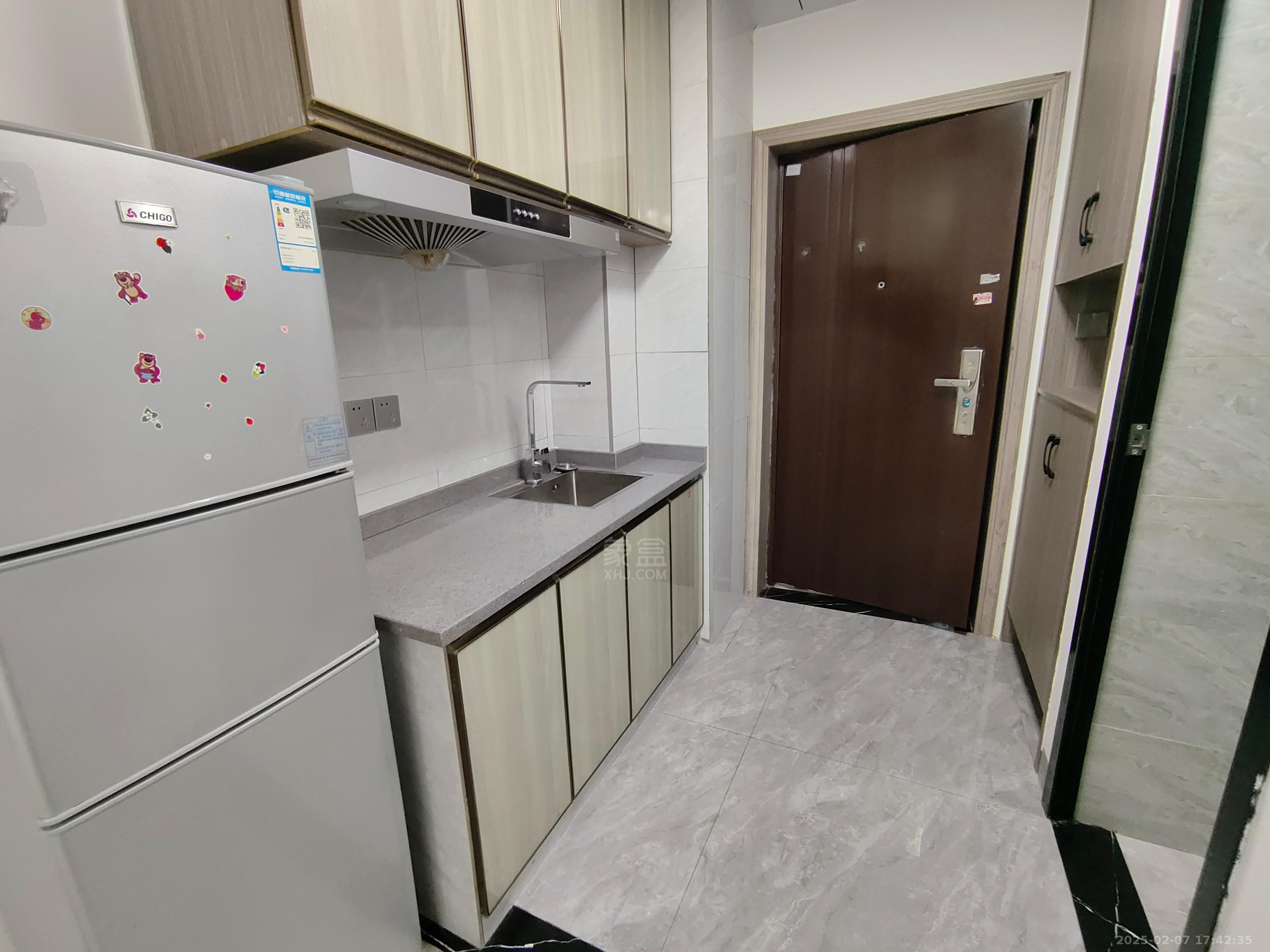 朗廷览江 1室1厅1卫 1500.0元/月 朗廷览江 1室1厅1卫 1500.0元/月室内图