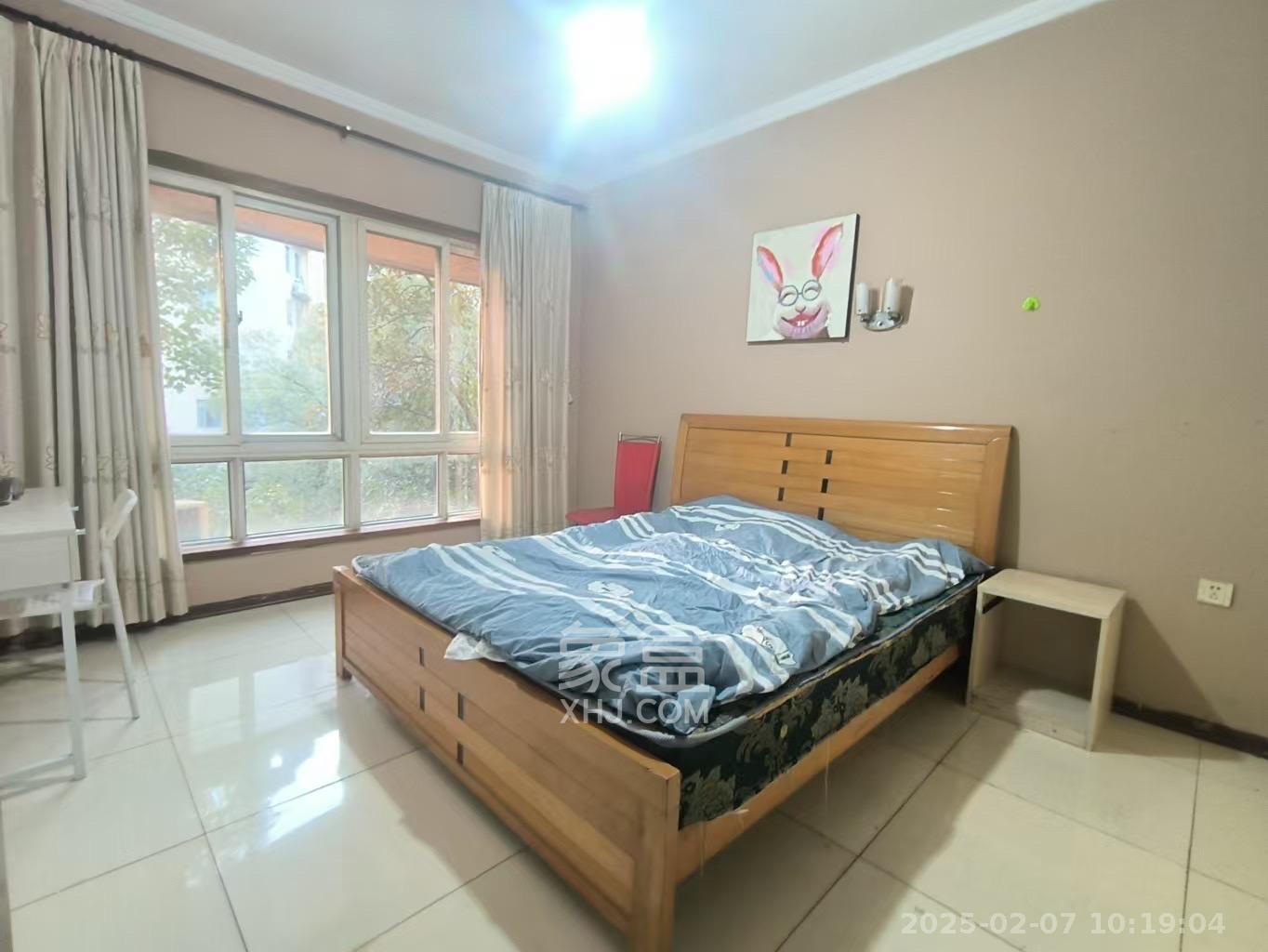 圣爵菲斯 2室2厅1卫 1800.0元/月 圣爵菲斯 2室2厅1卫 1800.0元/月室内图