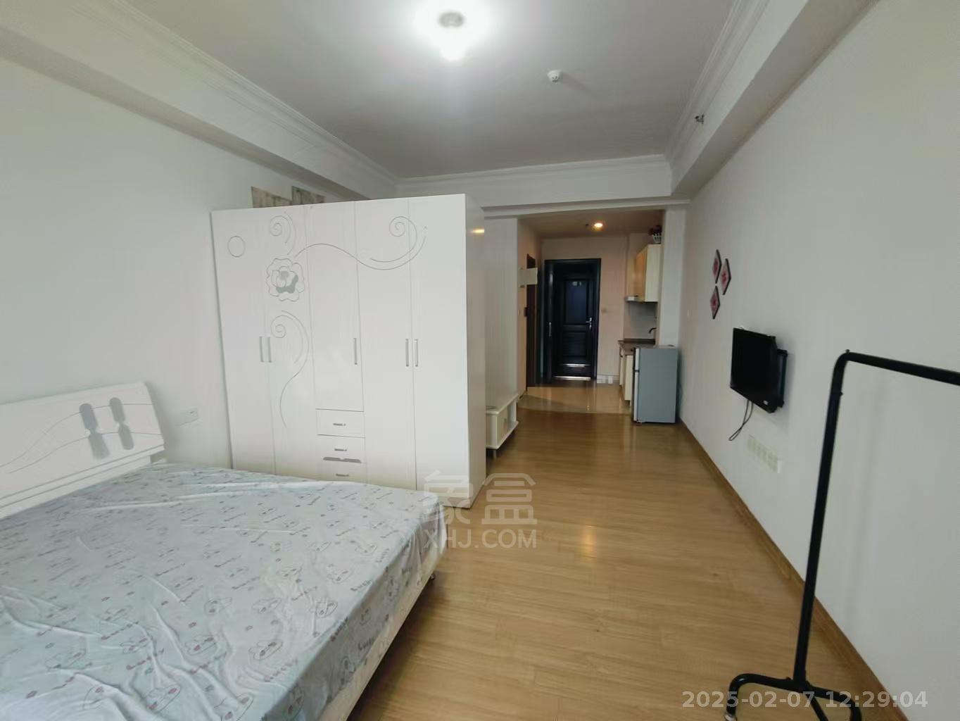 碧桂园  1室1厅1卫    1000.0元/月 碧桂园  1室1厅1卫    1000.0元/月室内图