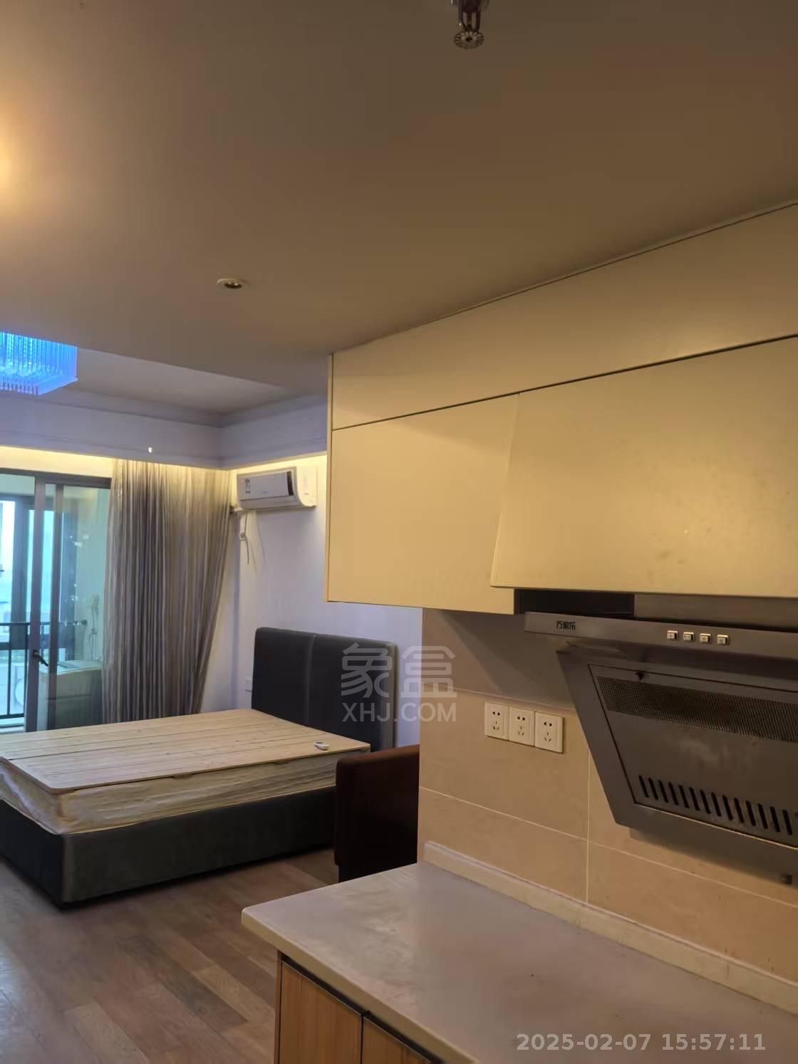 大汉希尔顿 1室1厅1卫 1500.0元/月 大汉希尔顿 1室1厅1卫 1500.0元/月室内图