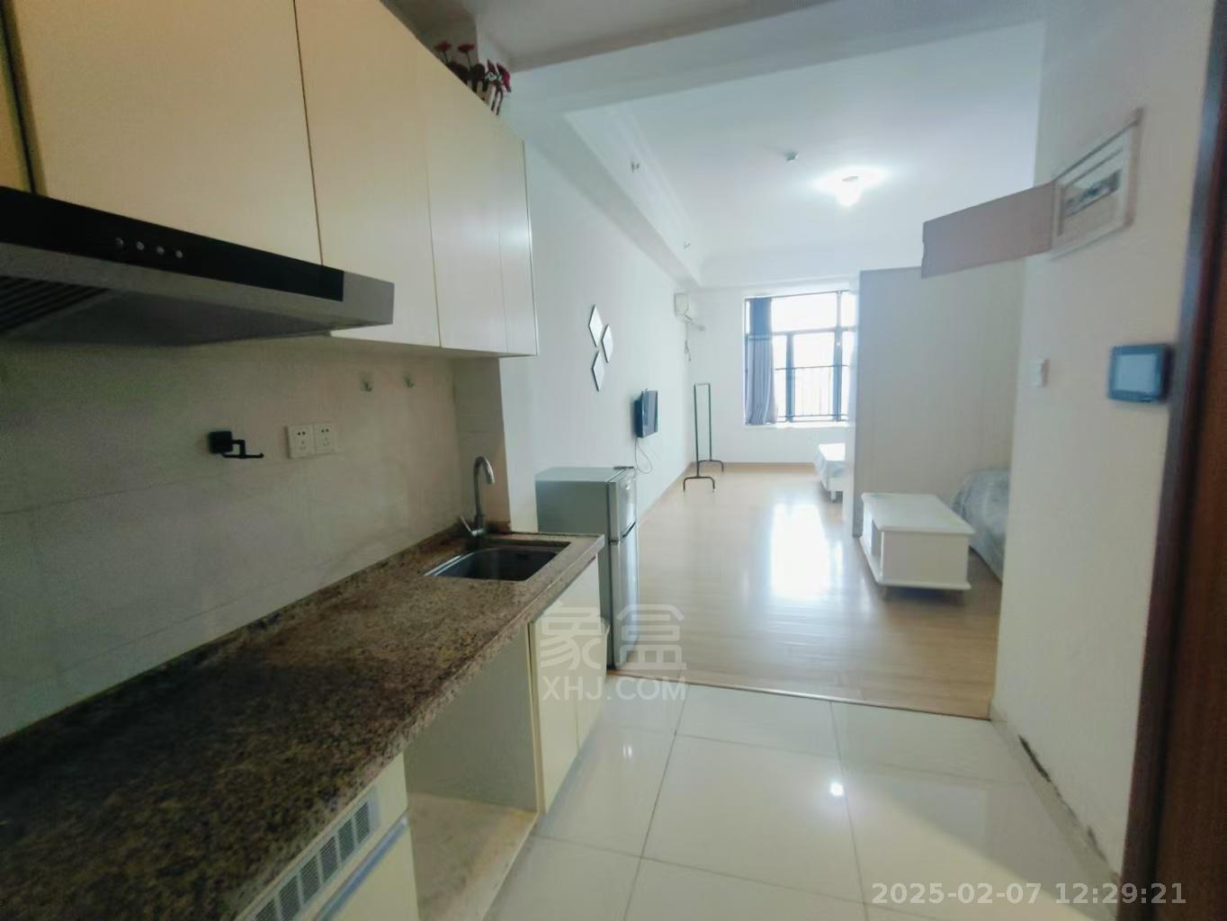 碧桂园  1室1厅1卫    1000.0元/月 碧桂园  1室1厅1卫    1000.0元/月室内图