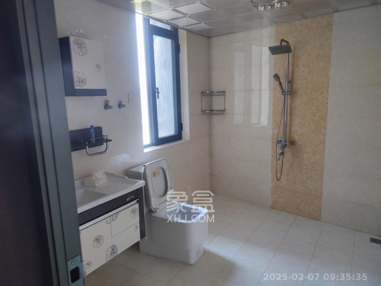 奥林匹克花园 3室2厅2卫 2800.0元/月 奥林匹克花园 3室2厅2卫 2800.0元/月室内图