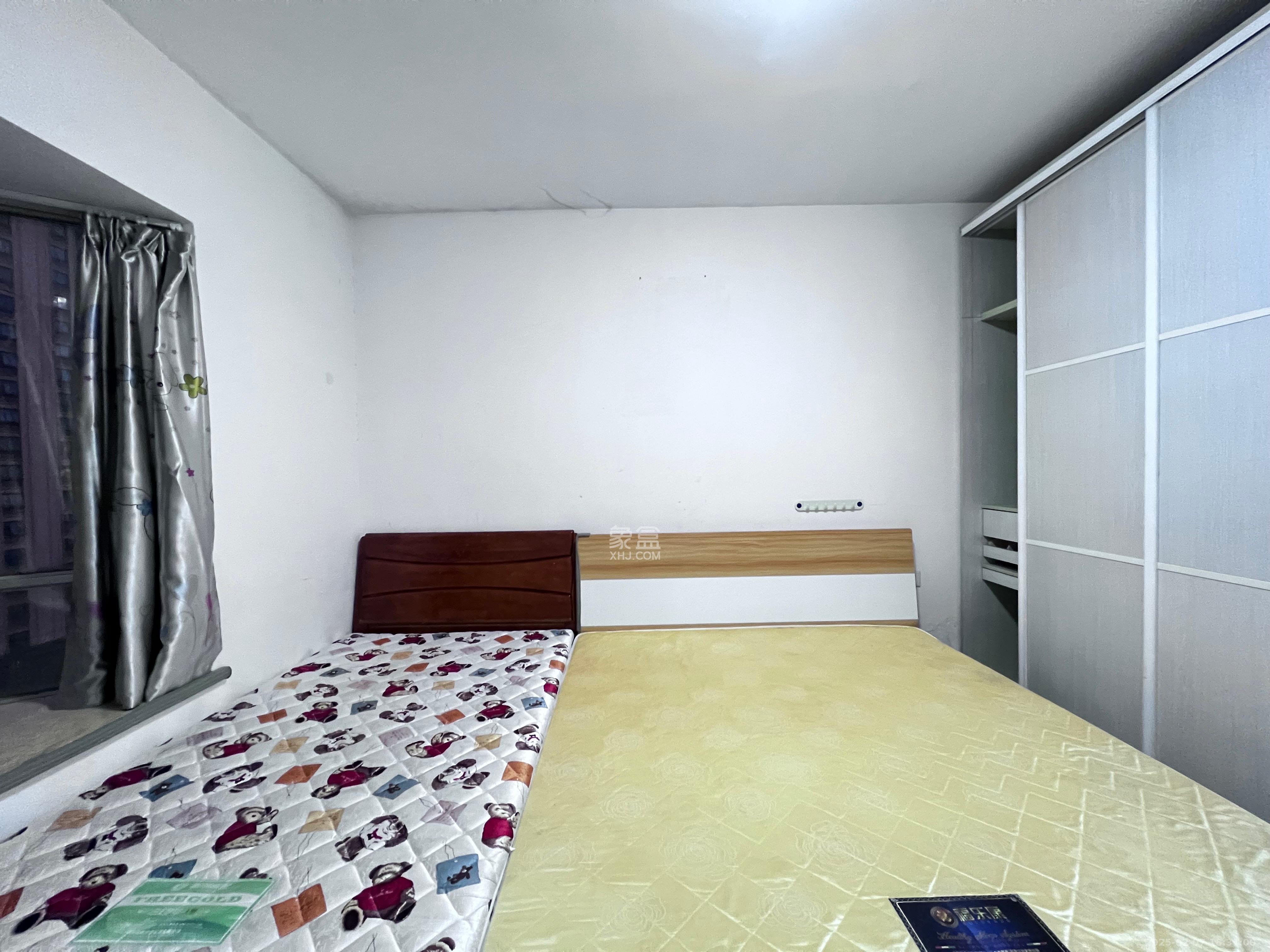 香海西岸 2室2厅1卫 2500.0元/月 香海西岸 2室2厅1卫 2500.0元/月室内图