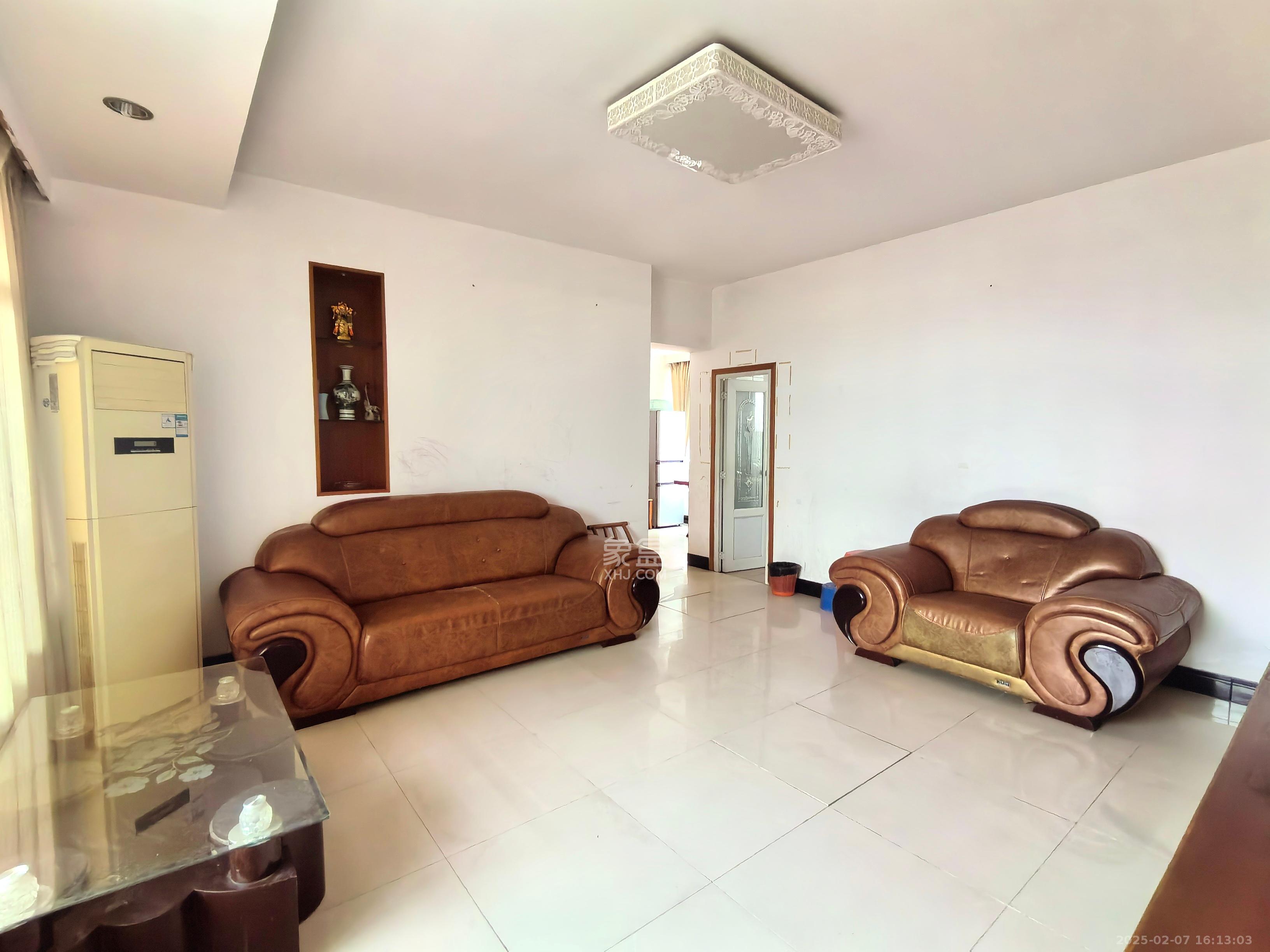 星沙商业步行街 3室2厅1卫 1500.0元/月 星沙商业步行街 3室2厅1卫 1500.0元/月室内图