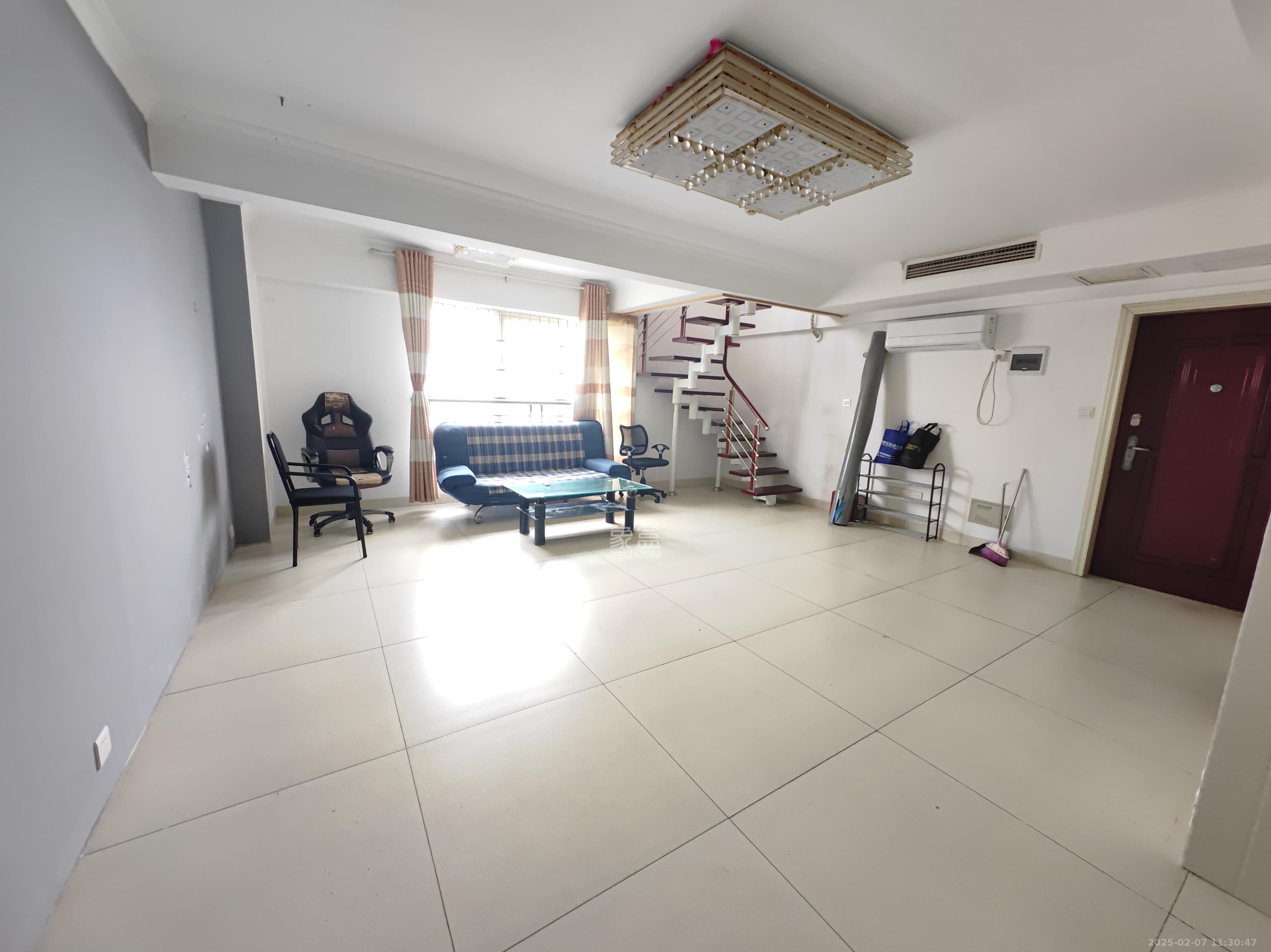 同丰中央广场 1室1厅1卫 1500.0元/月 同丰中央广场 1室1厅1卫 1500.0元/月室内图