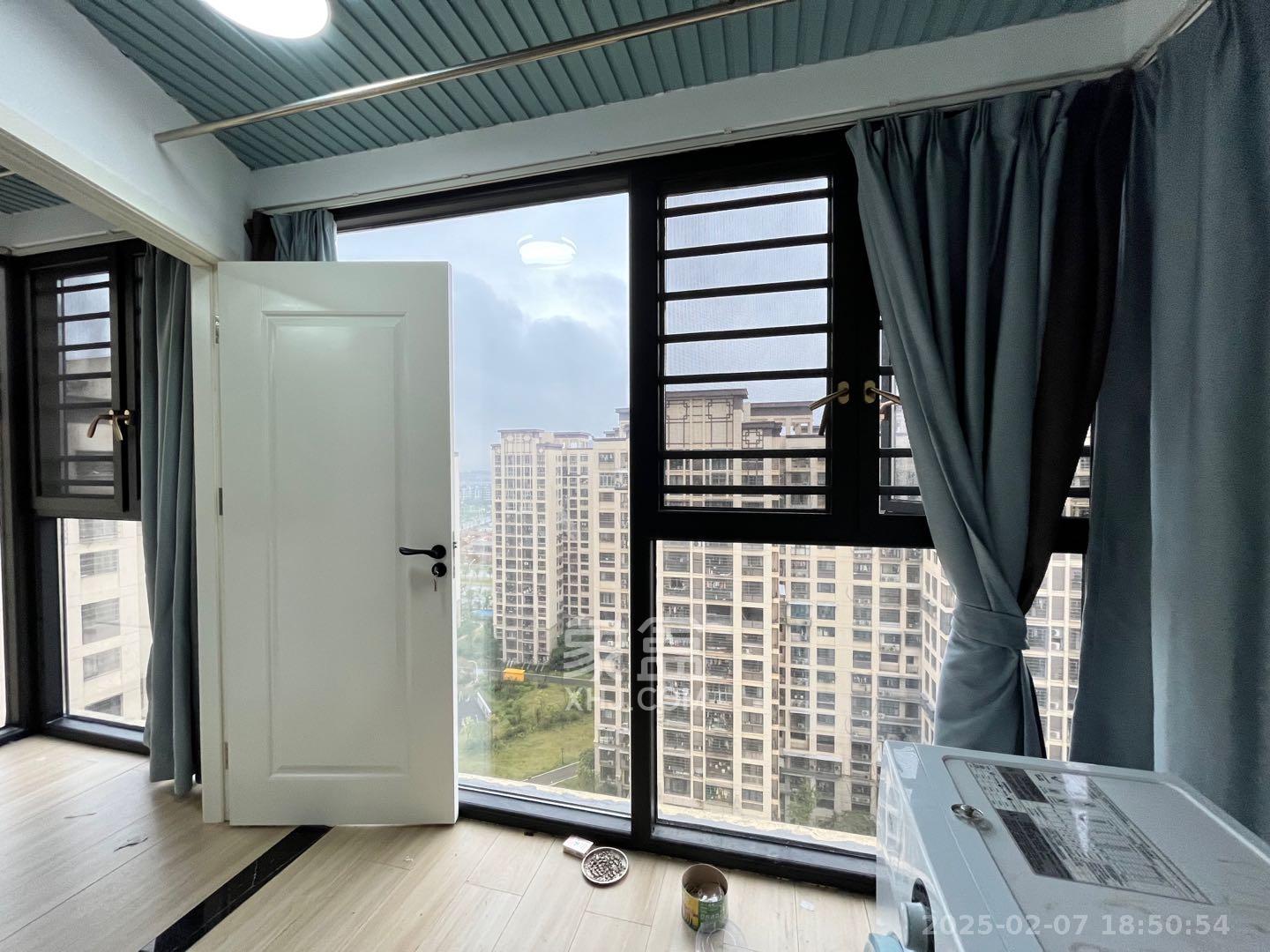 和康园小区 1室1厅1卫 1500.0元/月 和康园小区 1室1厅1卫 1500.0元/月室内图