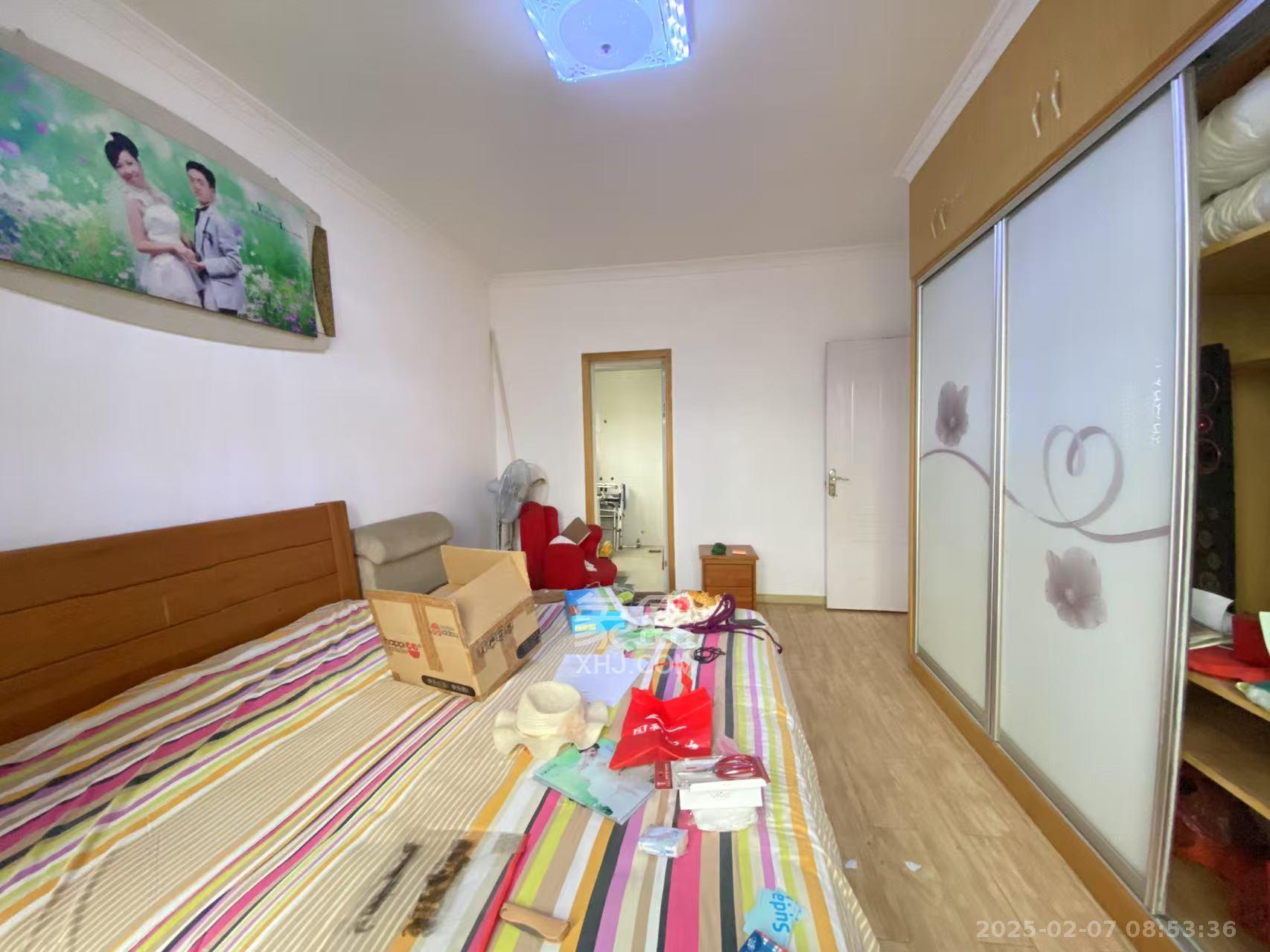 新雅黄金苑  4室2厅2卫    1800.0元/月 新雅黄金苑  4室2厅2卫    1800.0元/月