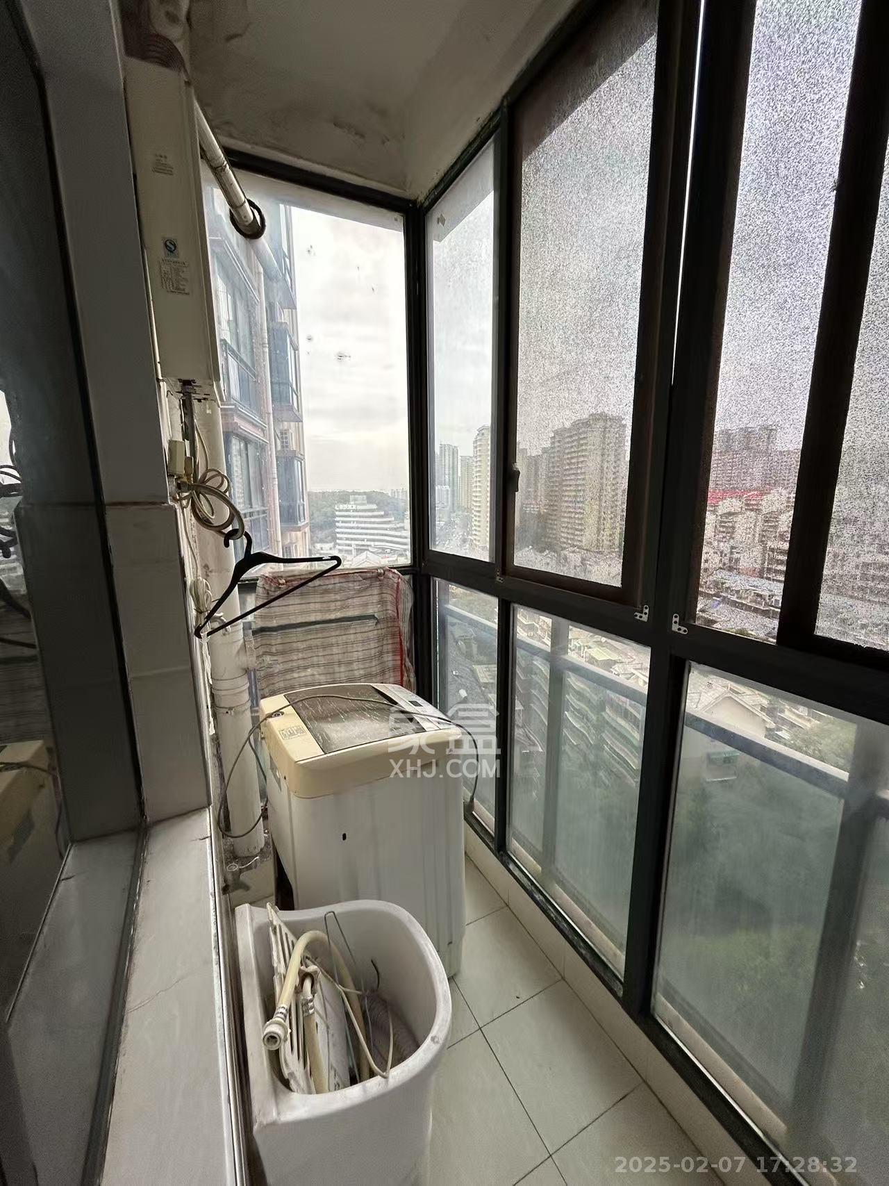 兴威帕克水岸 2室2厅1卫 2100.0元/月 兴威帕克水岸 2室2厅1卫 2100.0元/月室内图