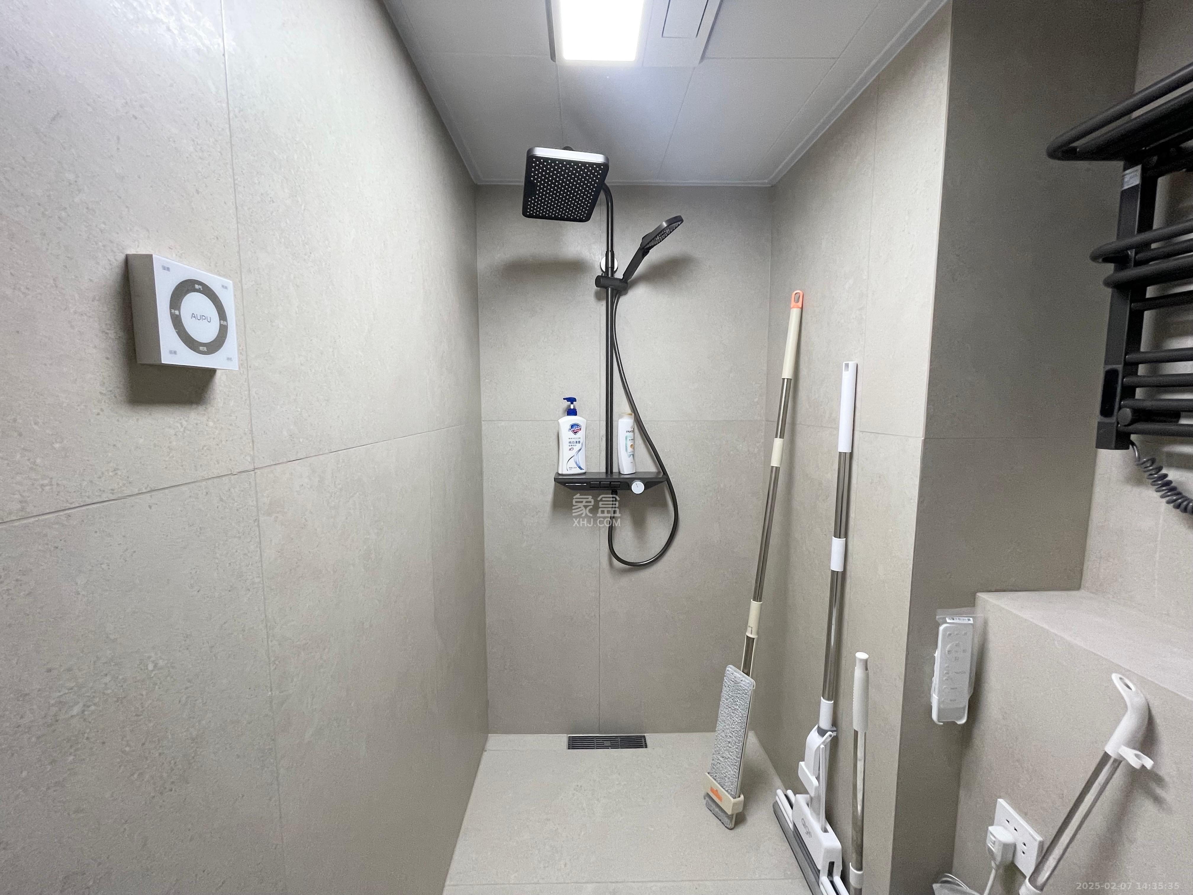 万科紫台  2室1厅1卫   2700.00元/月室内图