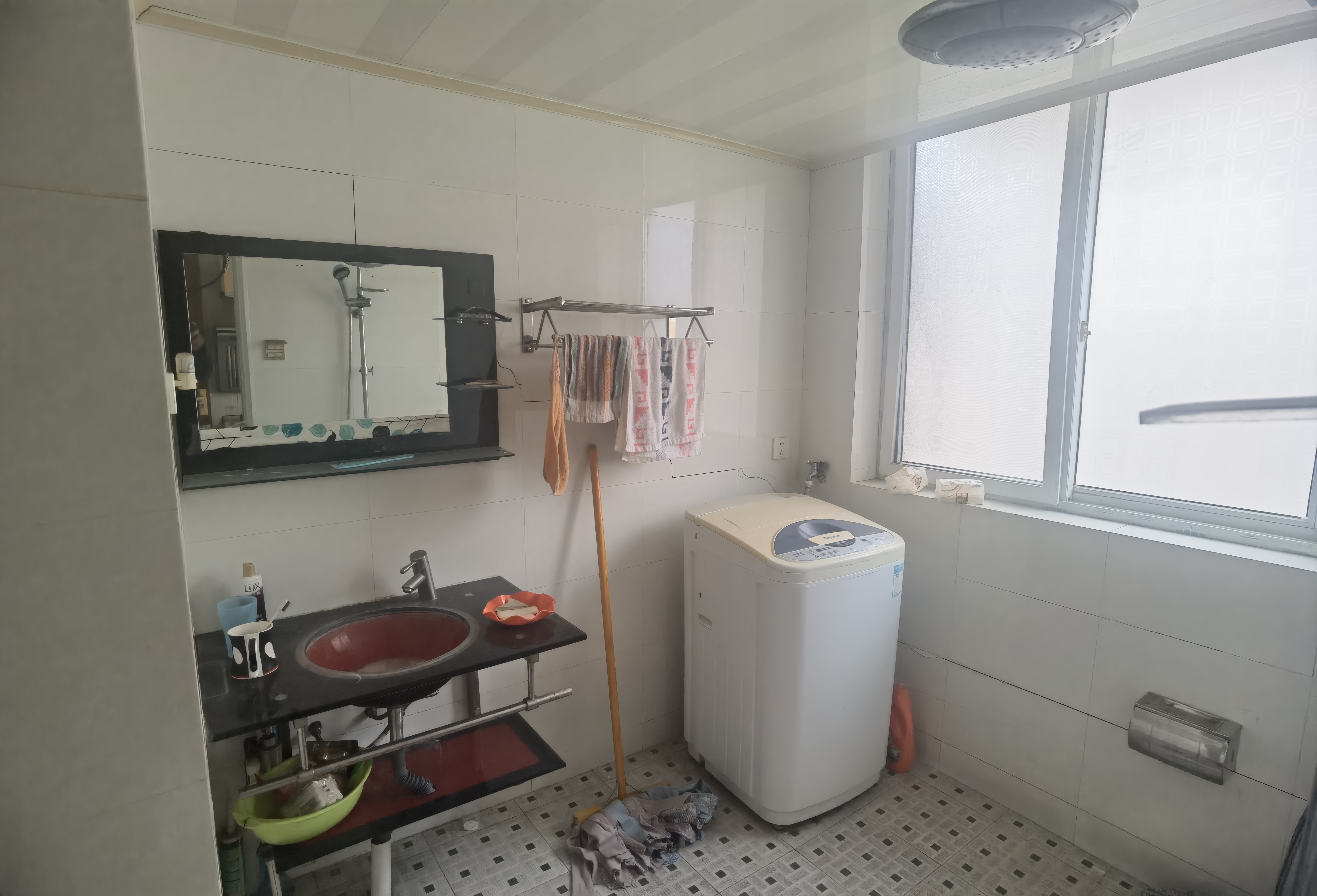 长安花园 4室2厅2卫 45.8万 长安花园 4室2厅2卫 45.8万客厅