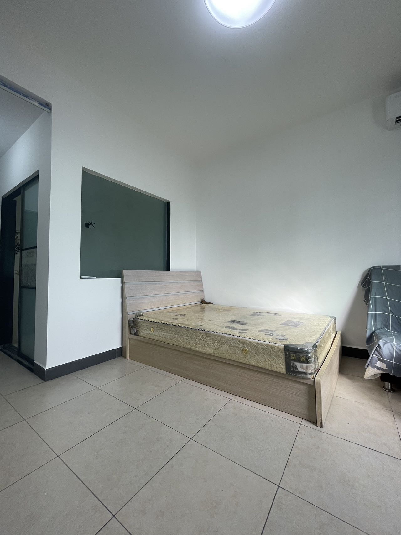 立天公寓 1室1厅1卫 36.0万 立天公寓 1室1厅1卫 36.0万客厅