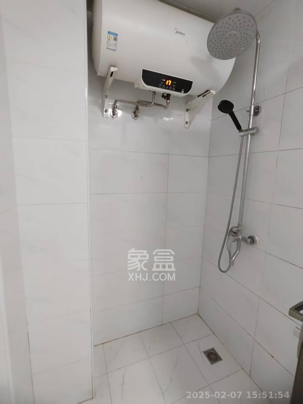 明大佳园  1室1厅1卫   1500.00元/月室内图