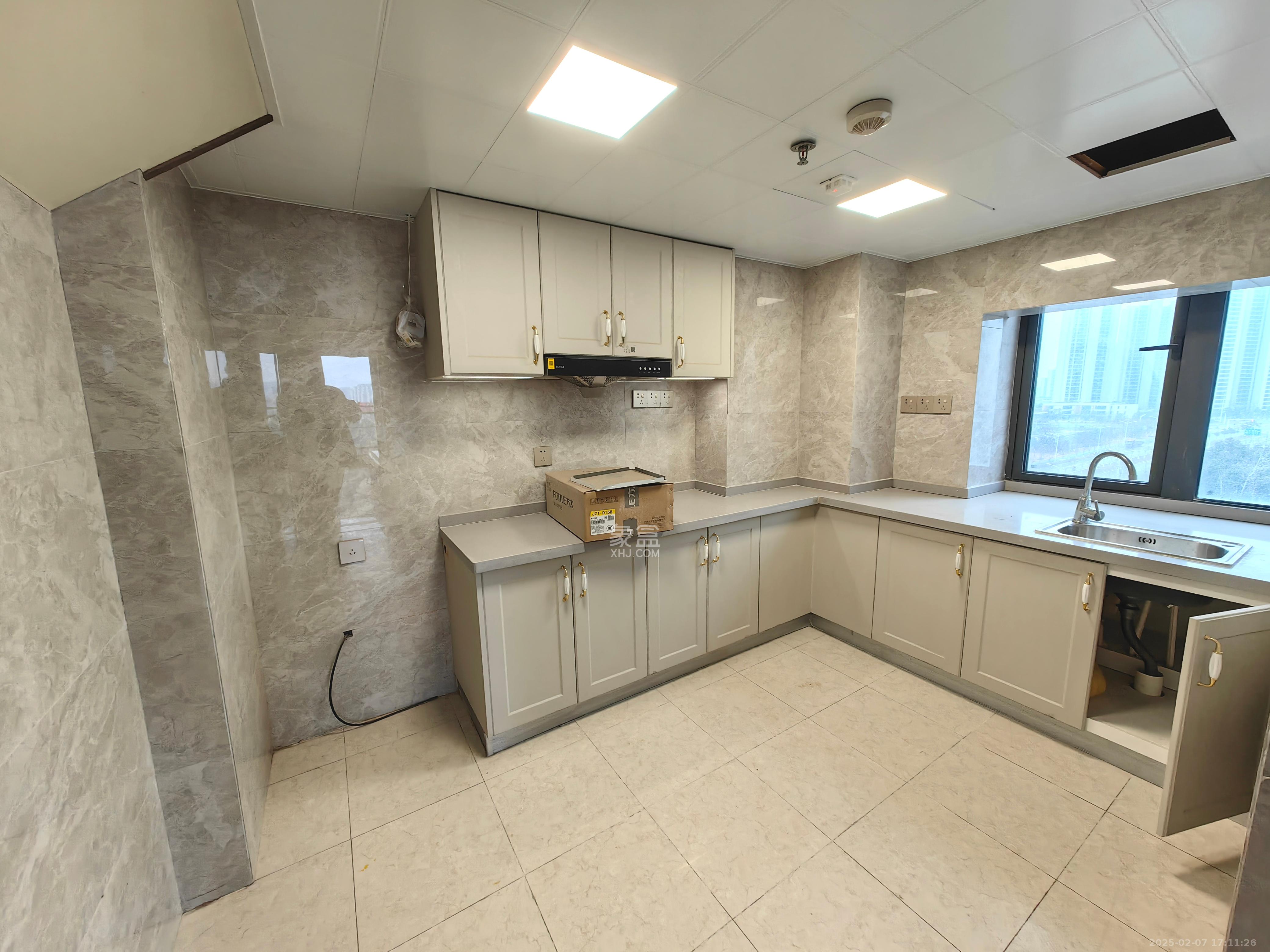 梦想新天地 3室1厅1卫 2500.0元/月 梦想新天地 3室1厅1卫 2500.0元/月室内图