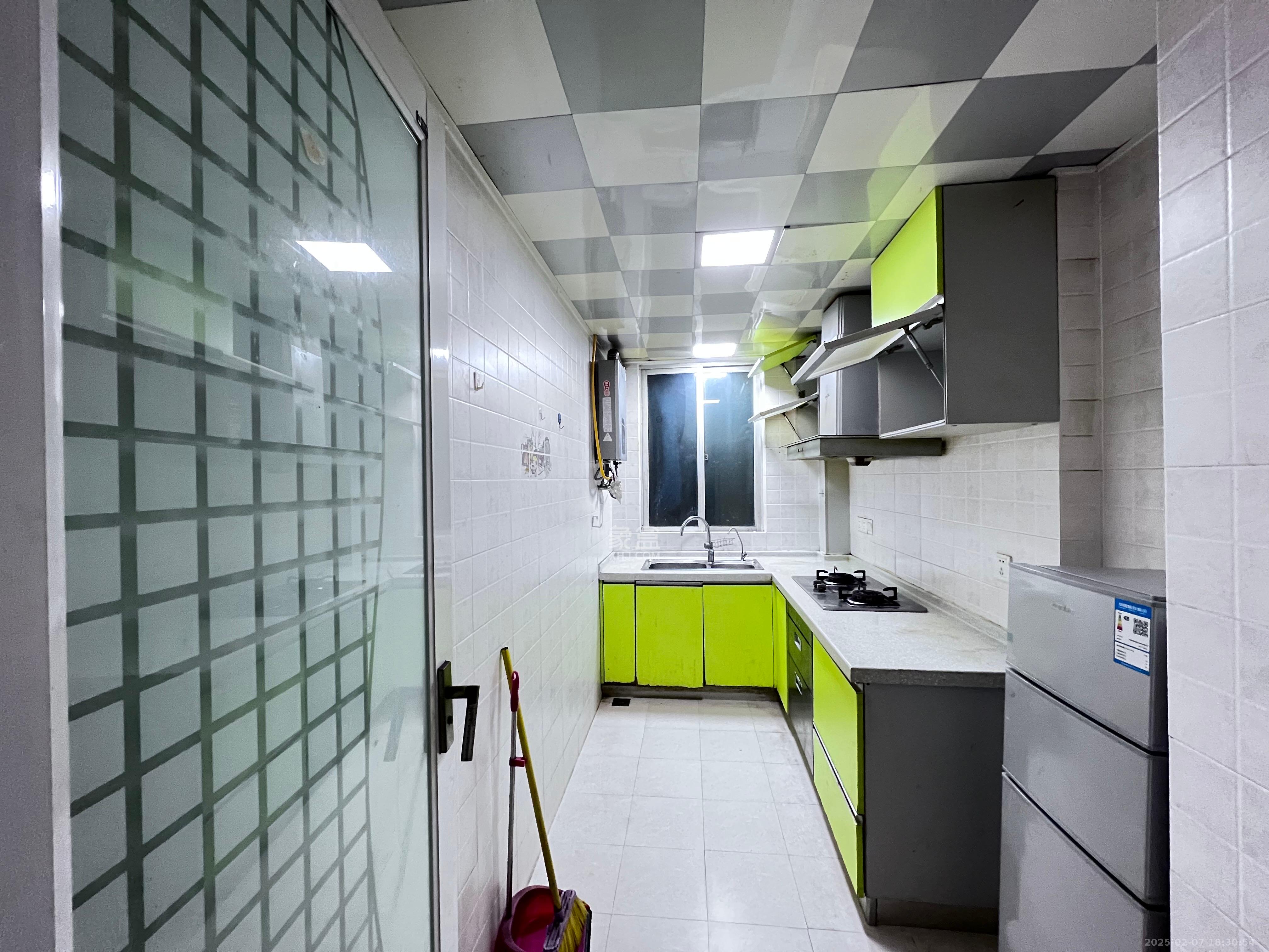 香海西岸 2室2厅1卫 2500.0元/月 香海西岸 2室2厅1卫 2500.0元/月室内图