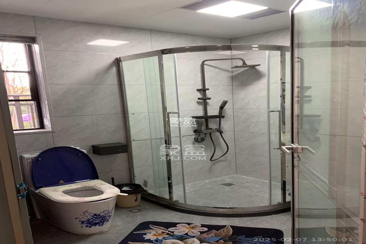 奥克斯滨仕花园(奥克斯洋湖广场/奥克斯中心) 3室2厅1卫 3800.0元/月 奥克斯滨仕花园(奥克斯洋湖广场/奥克斯中心) 3室2厅1卫 3800.0元/月室内图