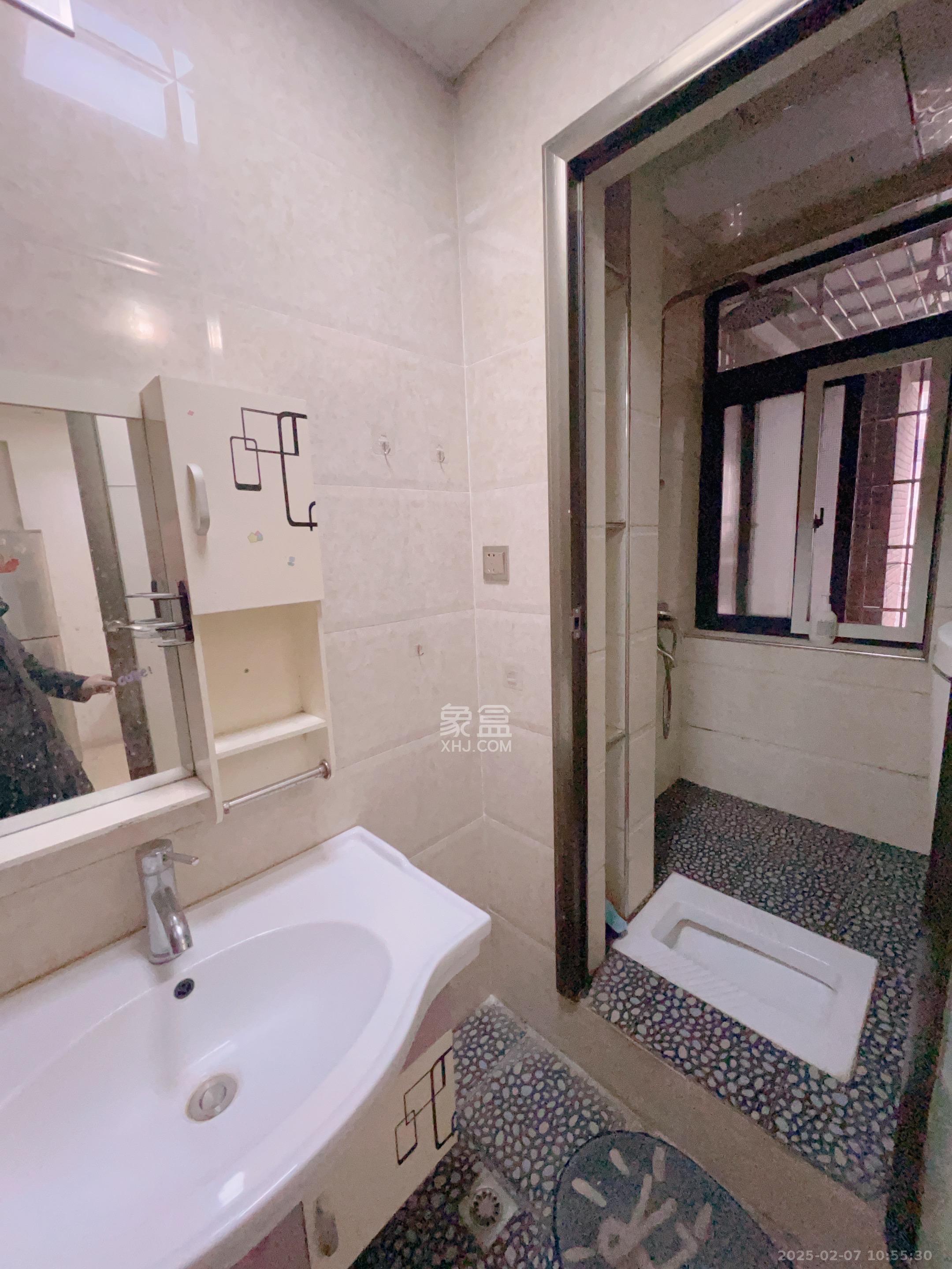 红树湾 1室1厅1卫 1200.0元/月 红树湾 1室1厅1卫 1200.0元/月室内图