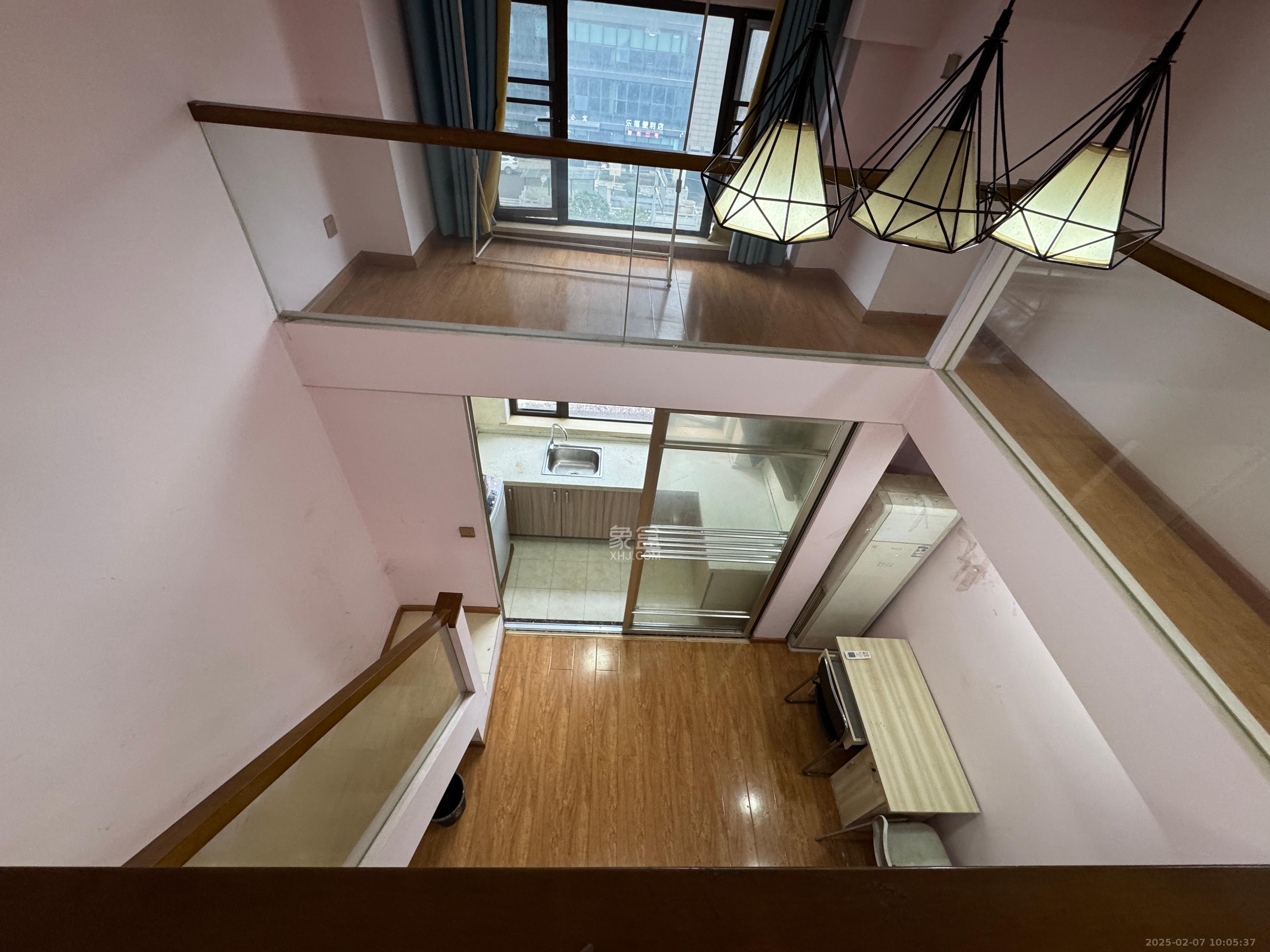 艾美潇湘 1室1厅1卫 1000.0元/月 艾美潇湘 1室1厅1卫 1000.0元/月室内图