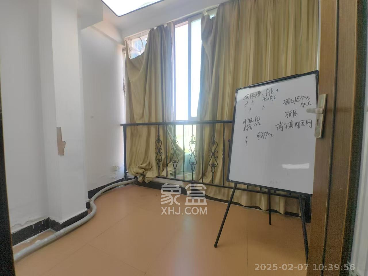 兴威名座 2室2厅1卫 3000.0元/月 兴威名座 2室2厅1卫 3000.0元/月室内图