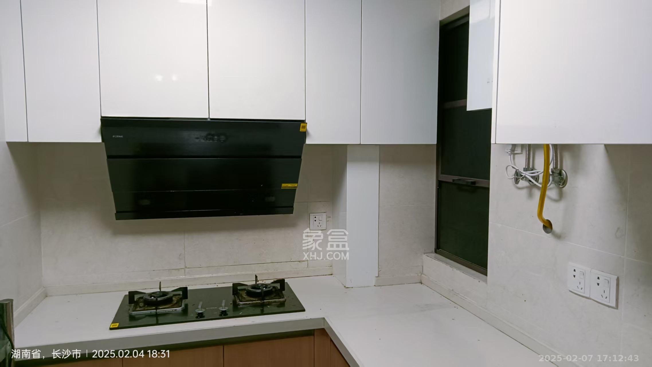 合能枫丹丽舍(柏悦名苑) 3室2厅2卫 2600.0元/月 合能枫丹丽舍(柏悦名苑) 3室2厅2卫 2600.0元/月室内图