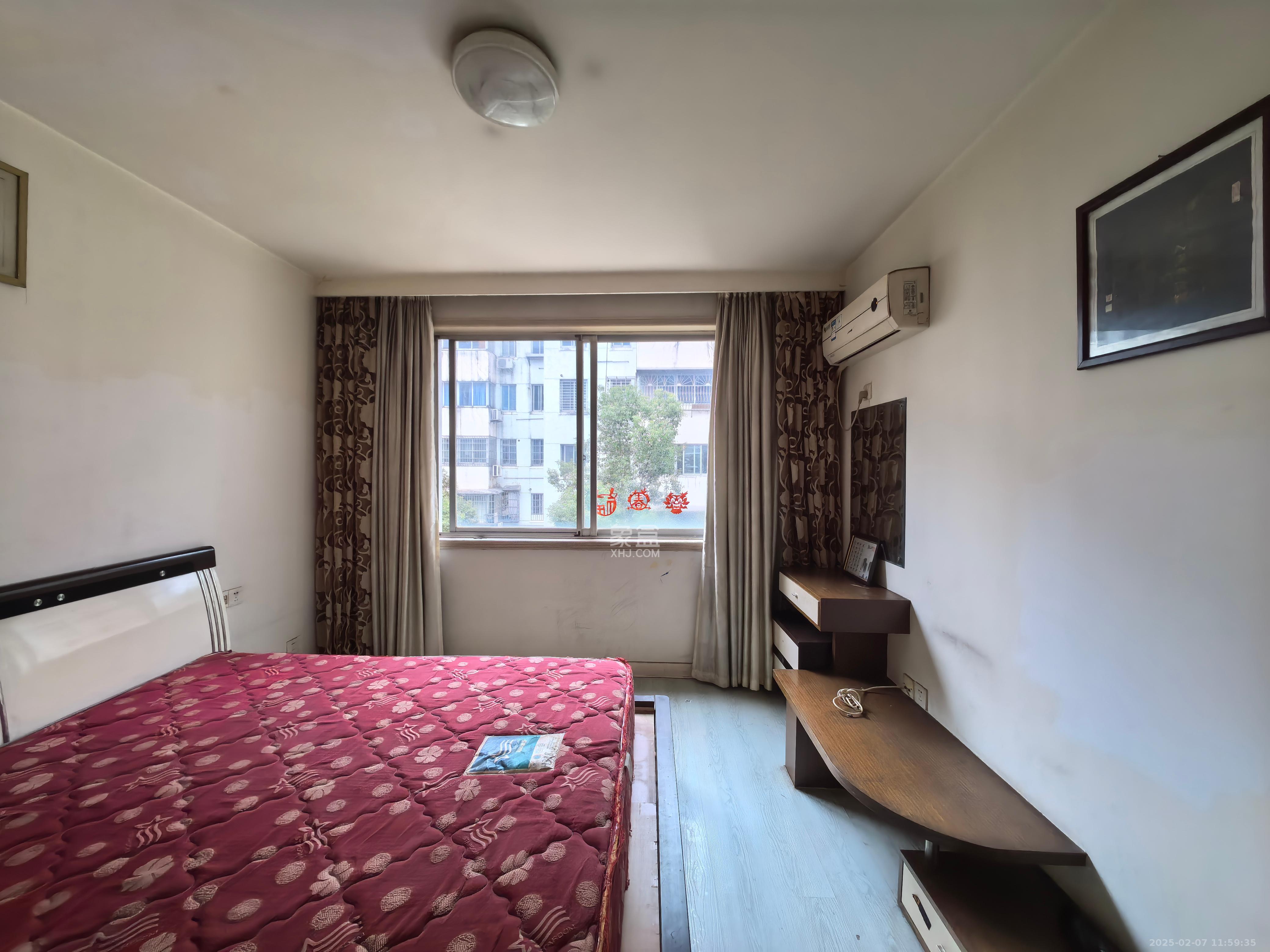 咸嘉新村嘉兴苑  3室2厅2卫    2300.0元/月 咸嘉新村嘉兴苑  3室2厅2卫    2300.0元/月室内图