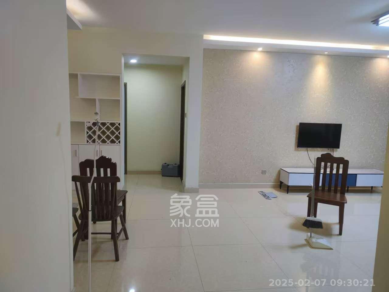 奥林匹克花园贡院一期  3室2厅2卫   3300.00元/月室内图