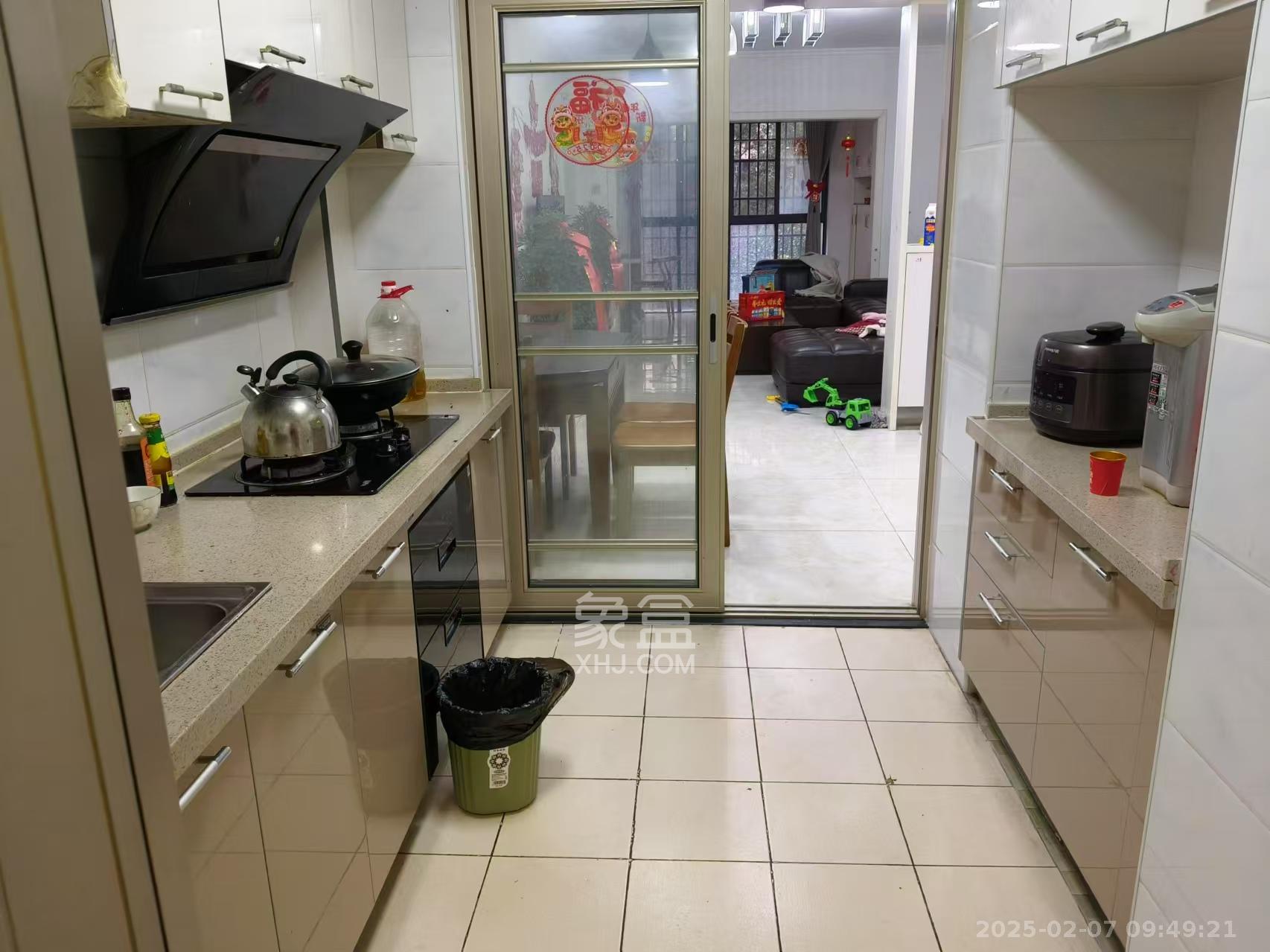 五矿紫湖香醍 3室2厅1卫 2000.0元/月 五矿紫湖香醍 3室2厅1卫 2000.0元/月室内图