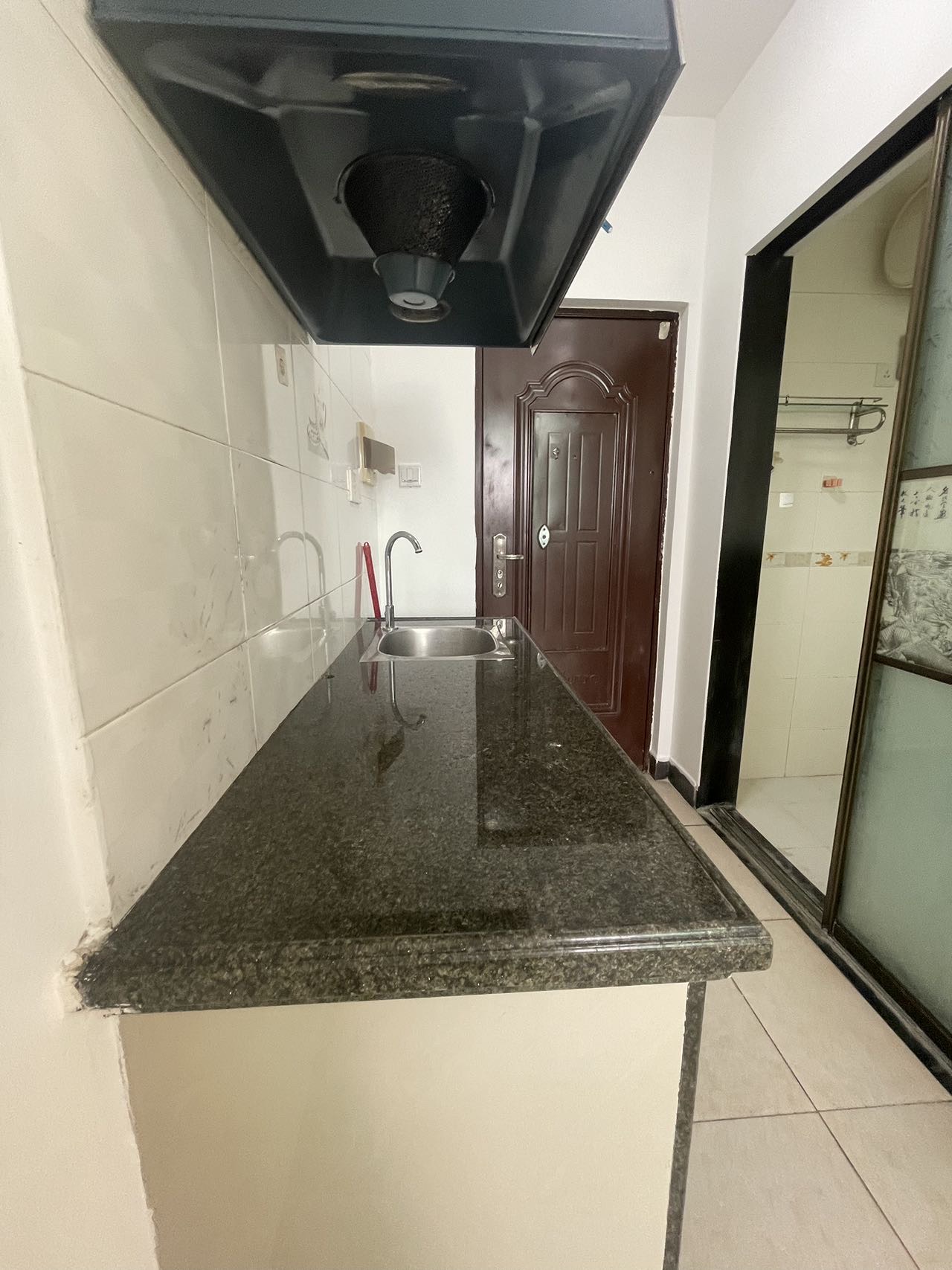 立天公寓 1室1厅1卫 36.0万 立天公寓 1室1厅1卫 36.0万客厅