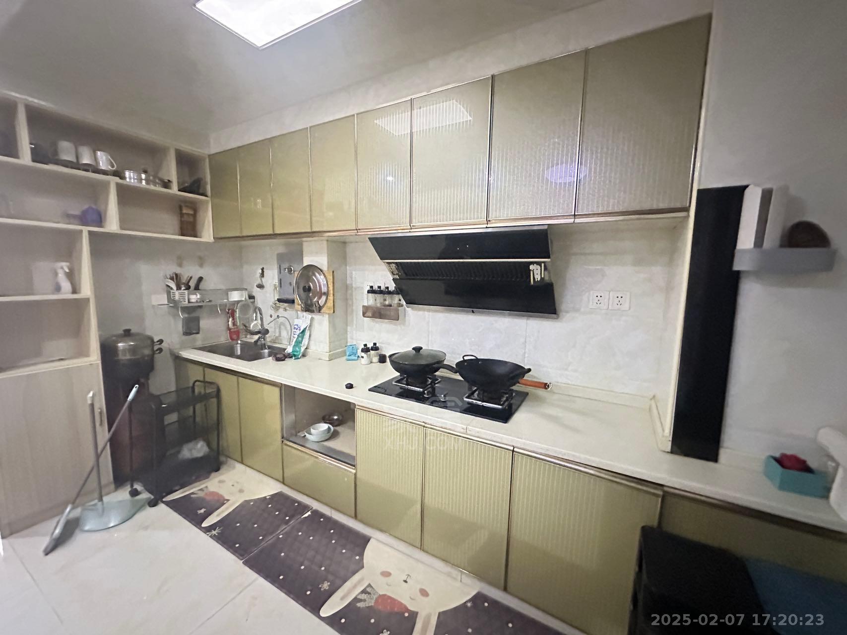 旺城天悦领秀香江 2室2厅2卫 1600.0元/月 旺城天悦领秀香江 2室2厅2卫 1600.0元/月室内图