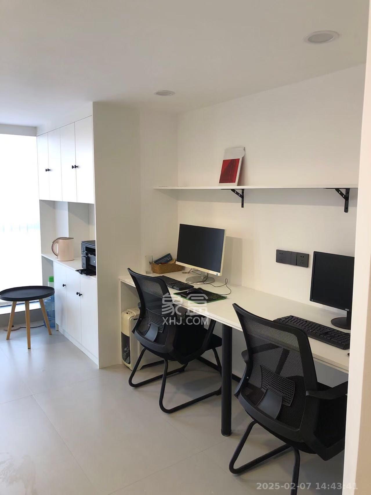 新长海D1站 1室1厅1卫 1600.0元/月 新长海D1站 1室1厅1卫 1600.0元/月室内图