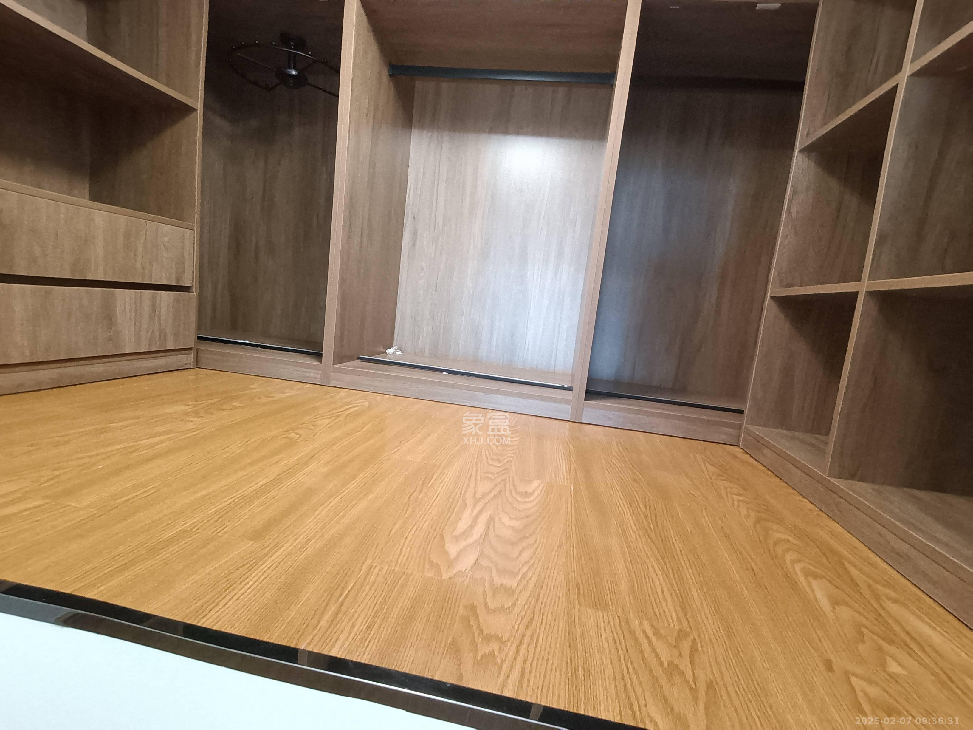 阳光城檀悦  2室1厅1卫   3200.00元/月室内图