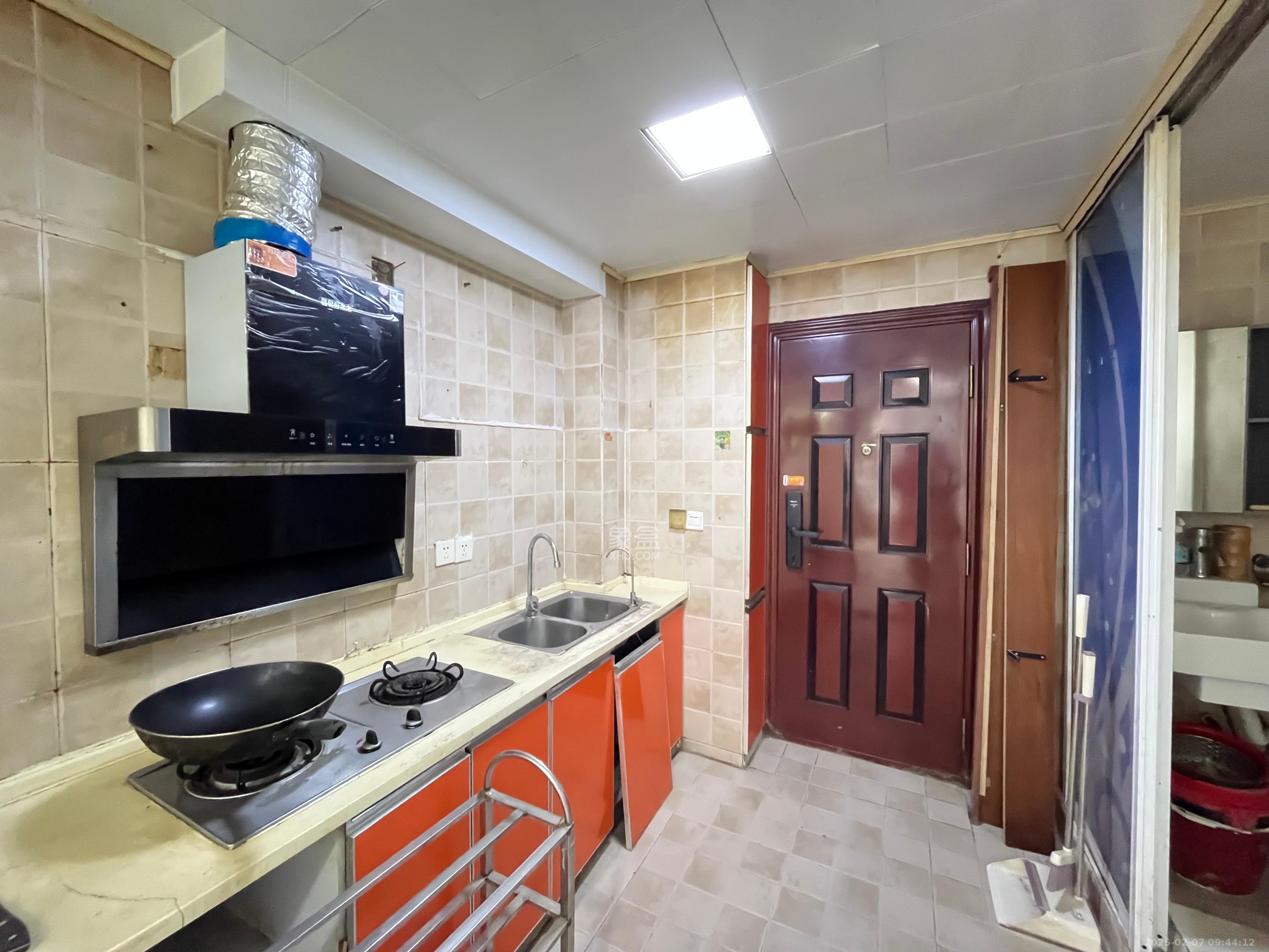 他城(天鸿时代公寓) 1室1厅1卫 1200.0元/月 他城(天鸿时代公寓) 1室1厅1卫 1200.0元/月室内图