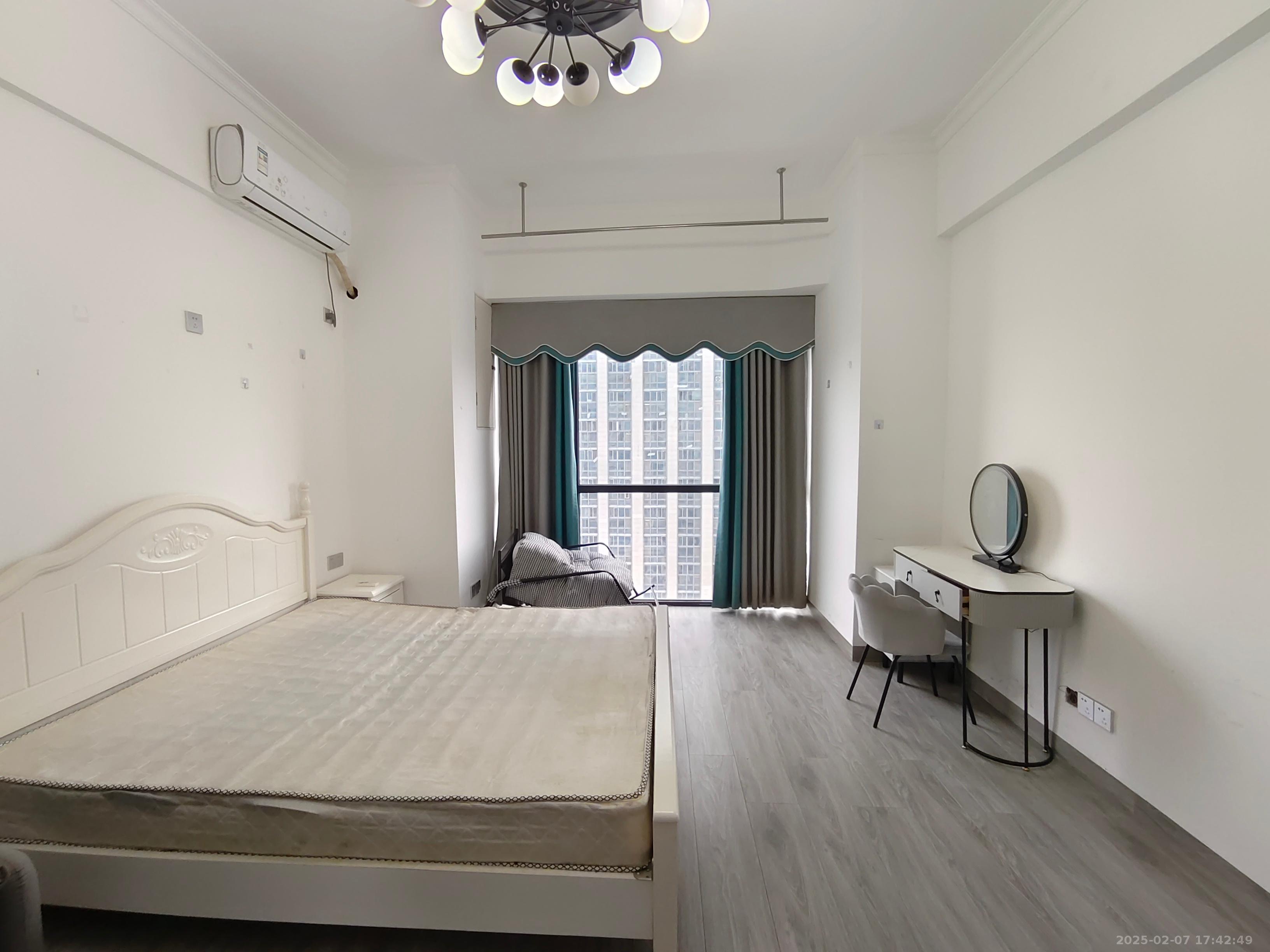 朗廷览江 1室1厅1卫 1500.0元/月 朗廷览江 1室1厅1卫 1500.0元/月室内图