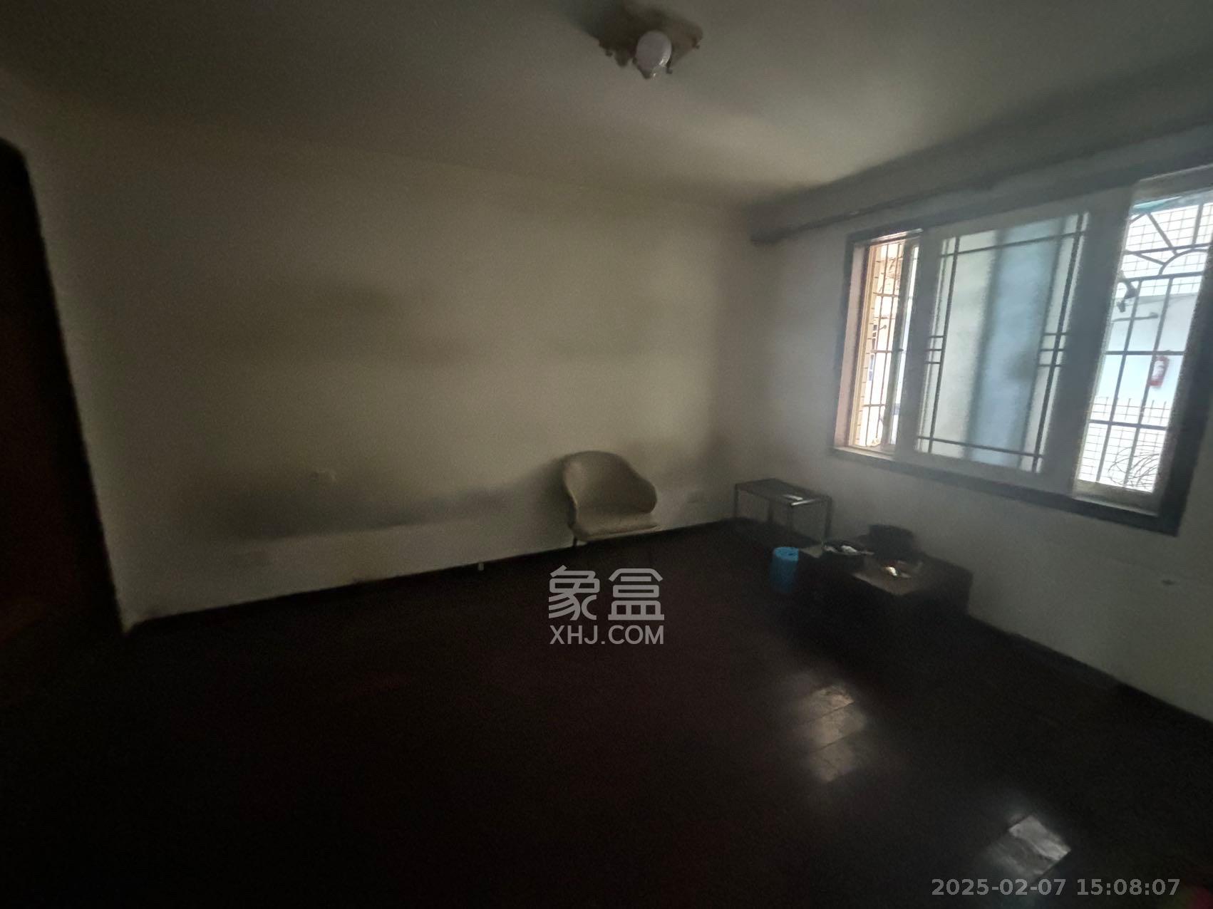 新世界商贸城 3室2厅2卫 5200.0元/月 新世界商贸城 3室2厅2卫 5200.0元/月室内图