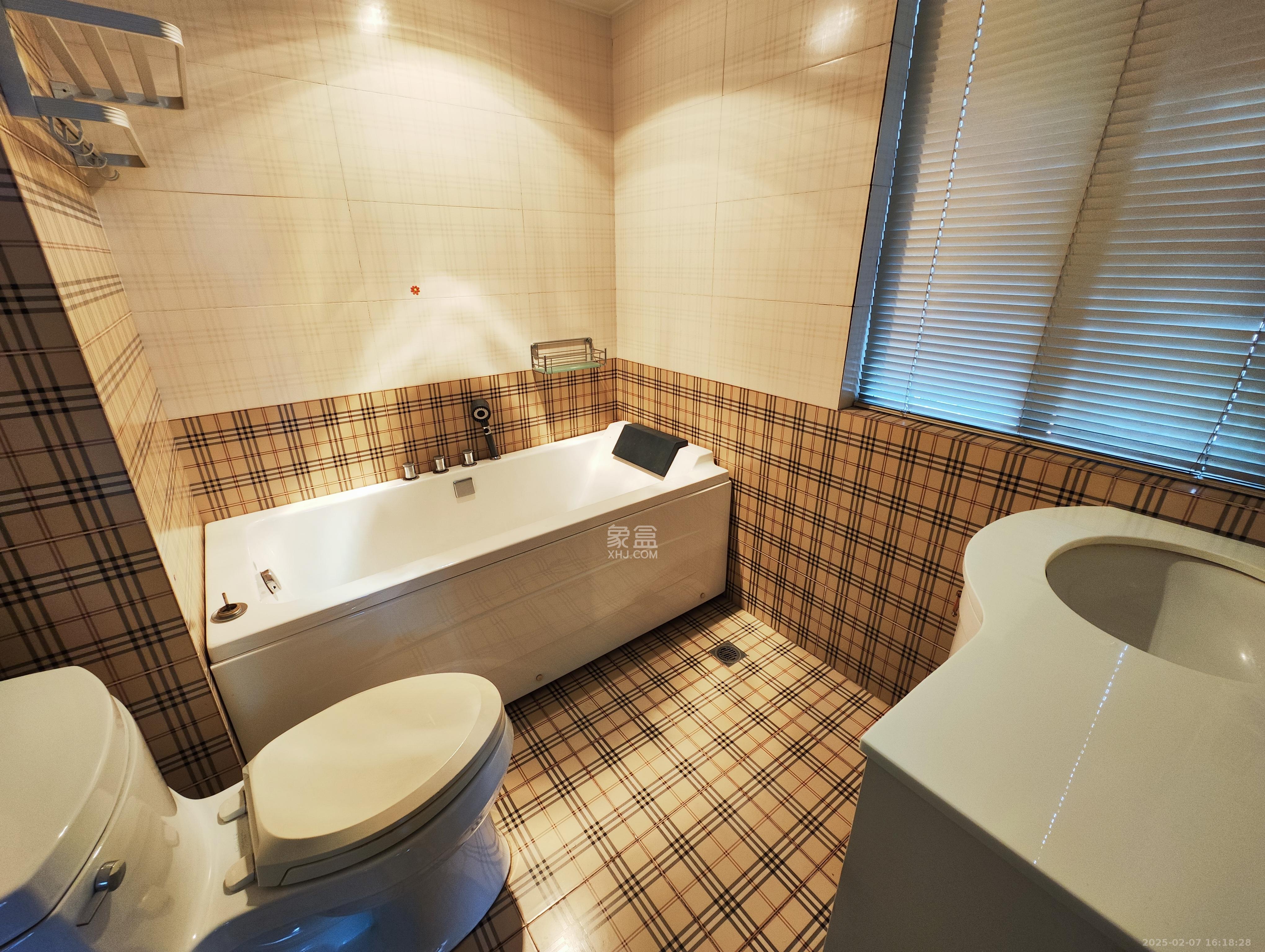 永祺西京 3室2厅2卫 4000.0元/月 永祺西京 3室2厅2卫 4000.0元/月室内图