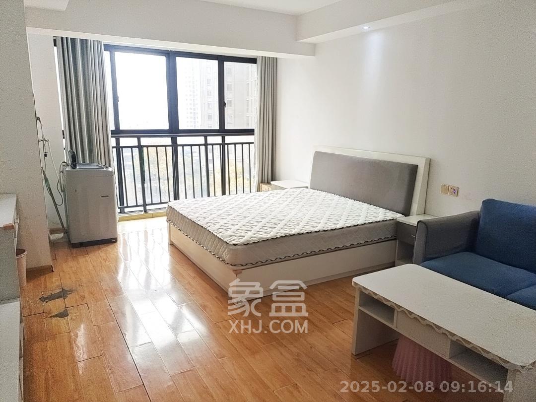 中交里城  1室0厅1卫    1500.0元/月室内图