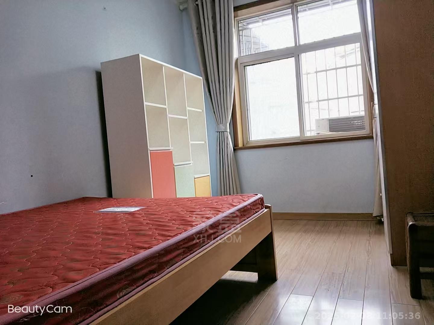 藕塘小区 3室2厅1卫 1200.0元/月 藕塘小区 3室2厅1卫 1200.0元/月室内图