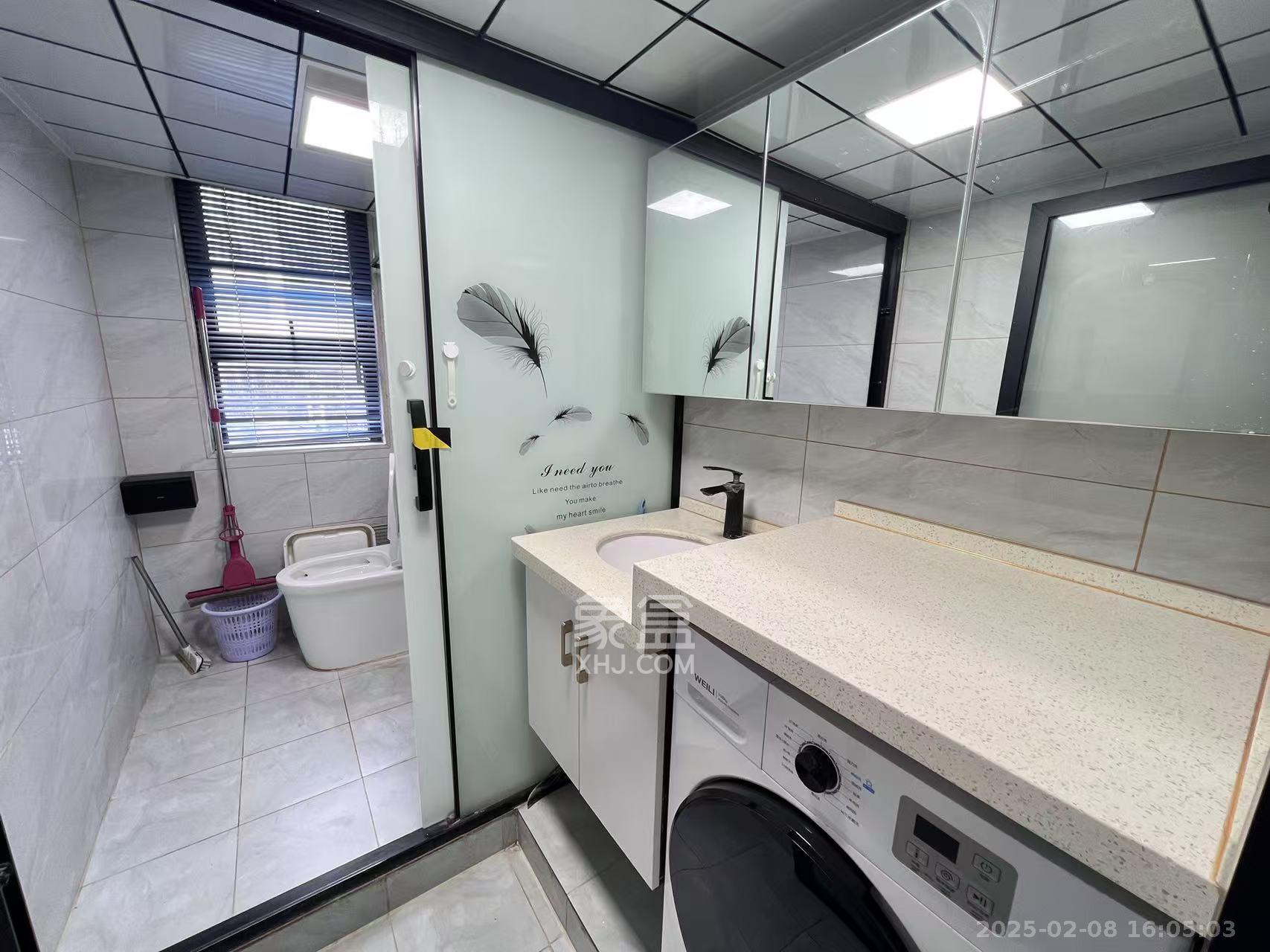 龙湖新壹城 2室1厅1卫 2600.0元/月 龙湖新壹城 2室1厅1卫 2600.0元/月室内图