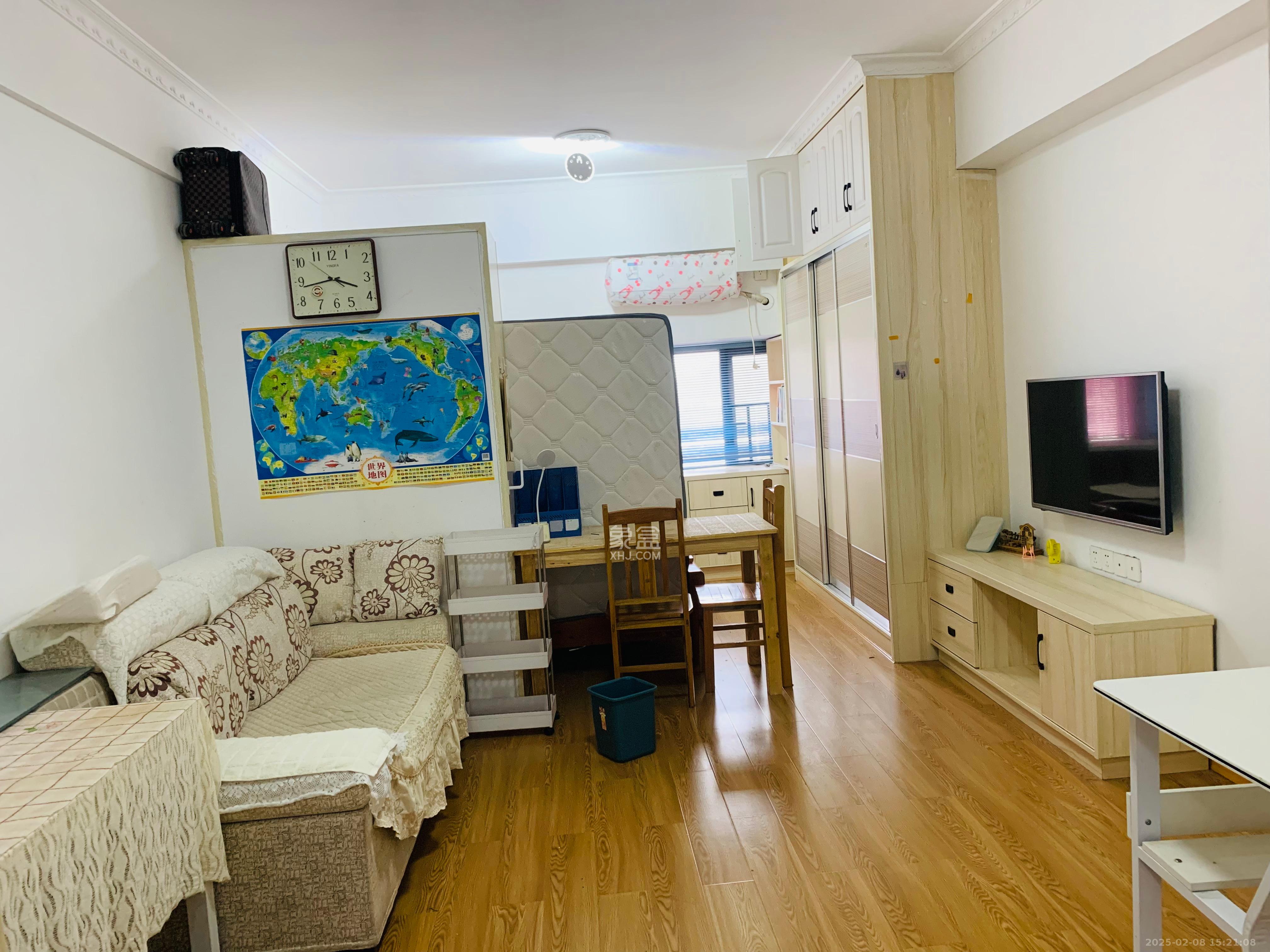 中建芙蓉嘉苑 1室1厅1卫 1500.0元/月 中建芙蓉嘉苑 1室1厅1卫 1500.0元/月室内图