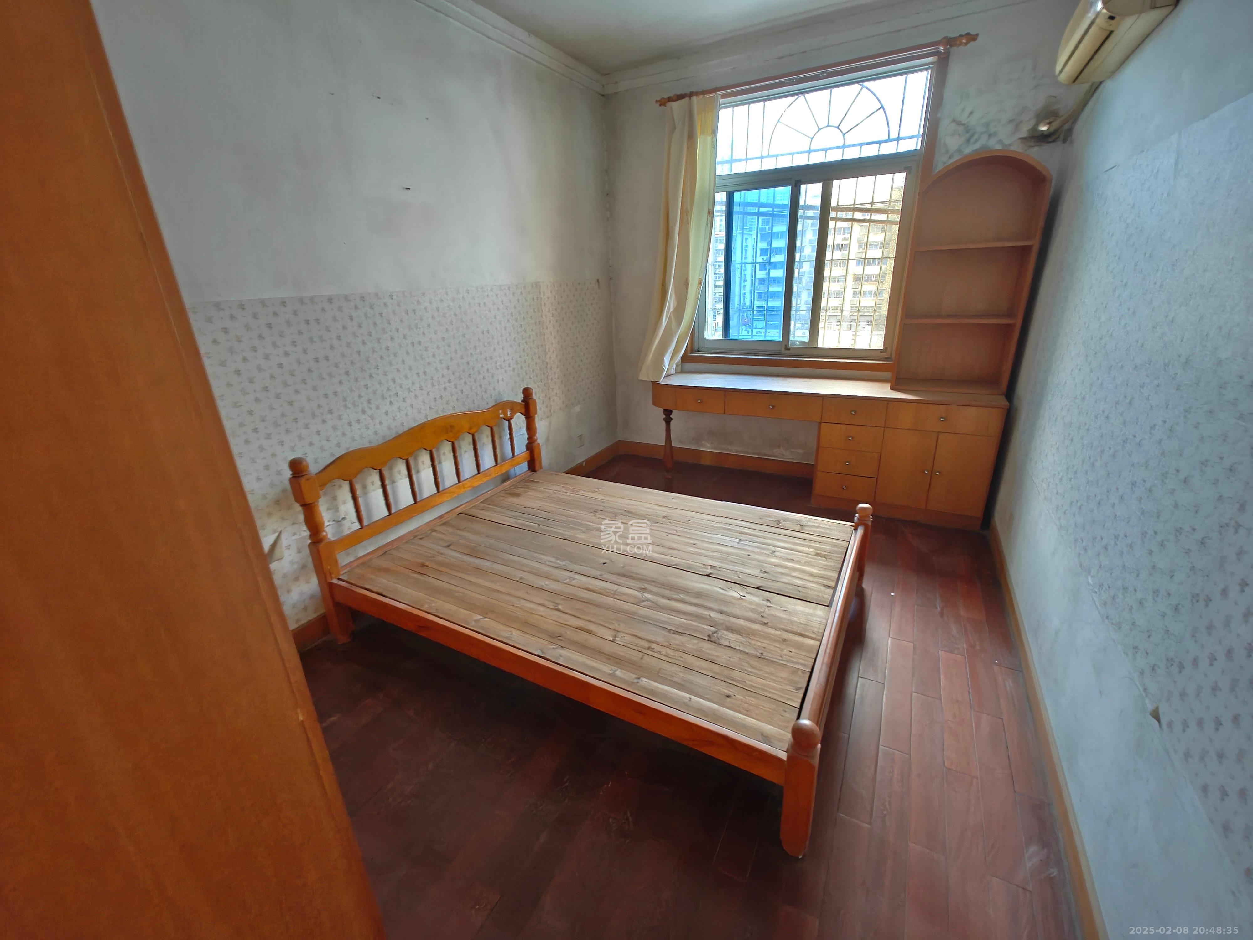 创远花园 4室2厅2卫 2500.0元/月 创远花园 4室2厅2卫 2500.0元/月室内图