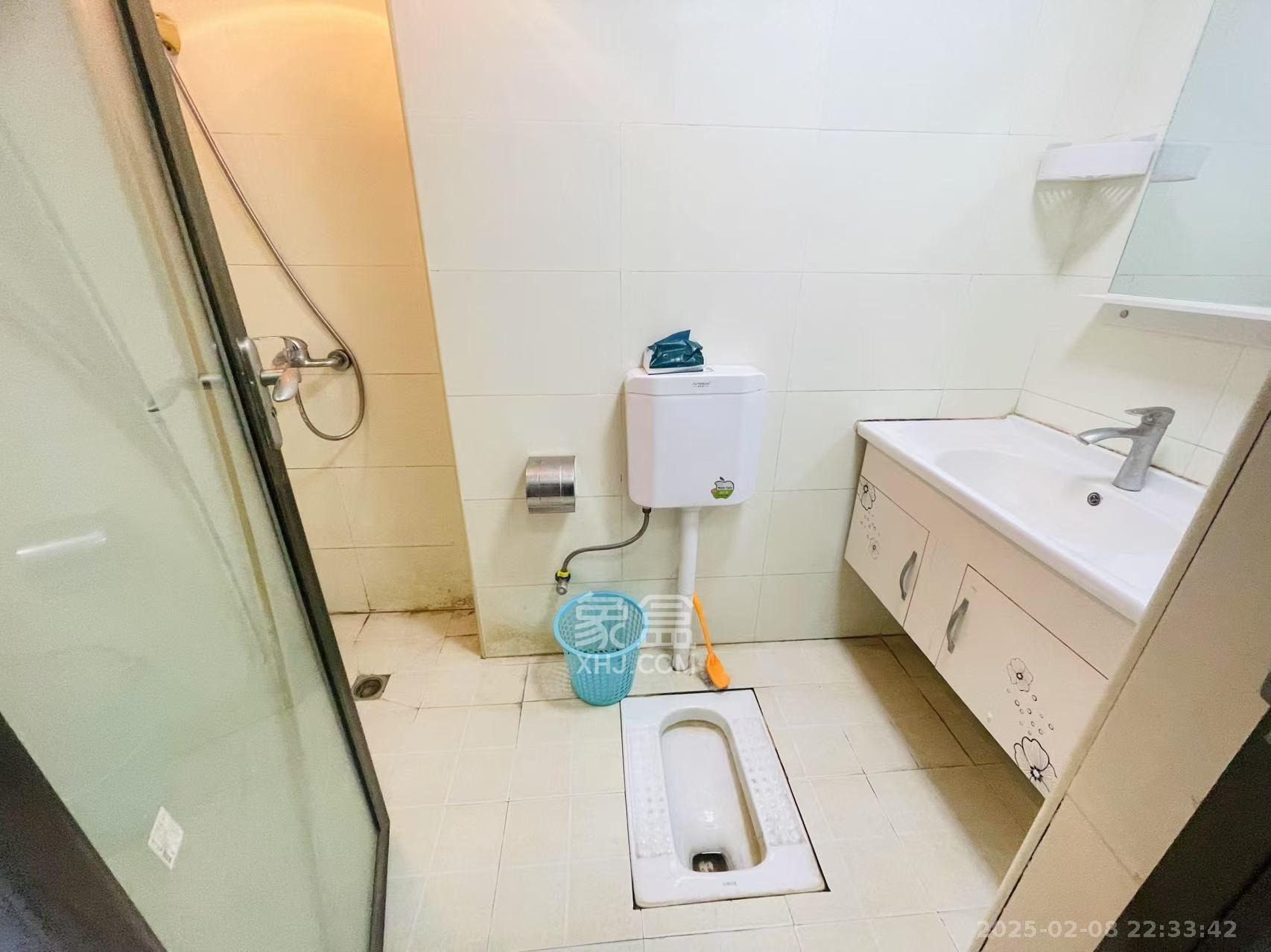 怡海星城  1室1厅1卫    950.0元/月 怡海星城  1室1厅1卫    950.0元/月