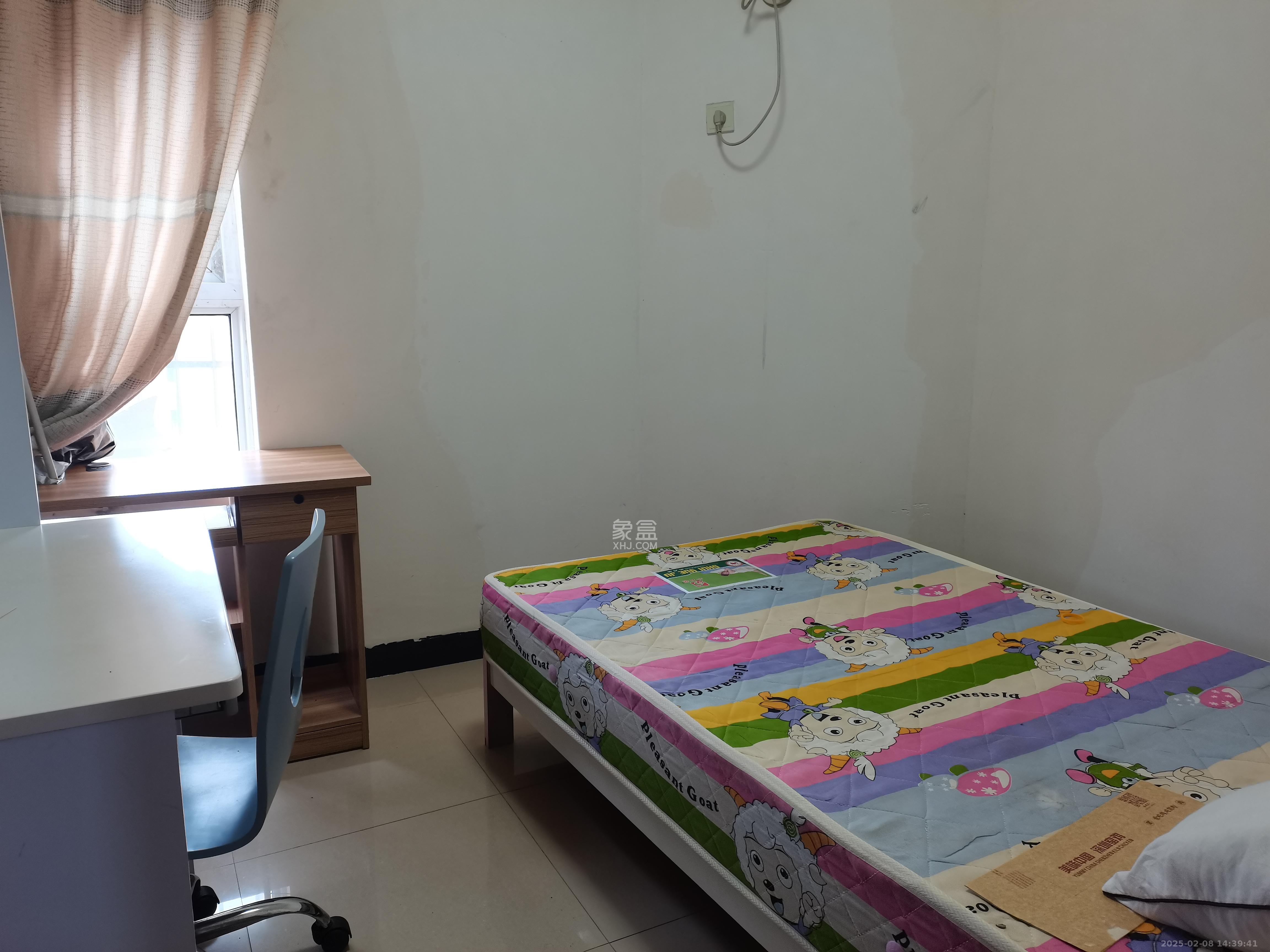 东方航标 3室2厅1卫 1800.0元/月 东方航标 3室2厅1卫 1800.0元/月室内图